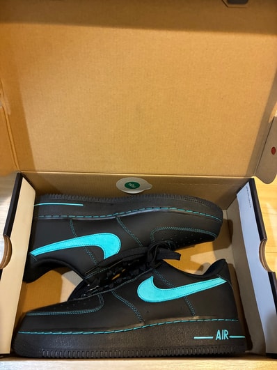 Nike Air Force 1 Low "Black Tiffany"