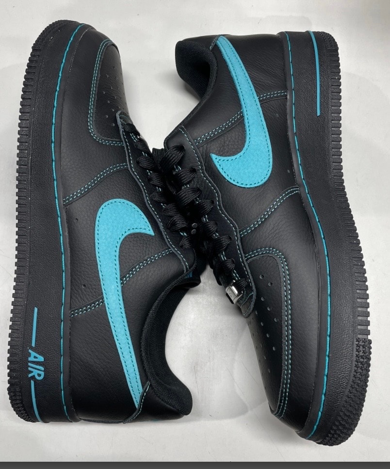 Nike Air Force 1 Low "Black Tiffany"