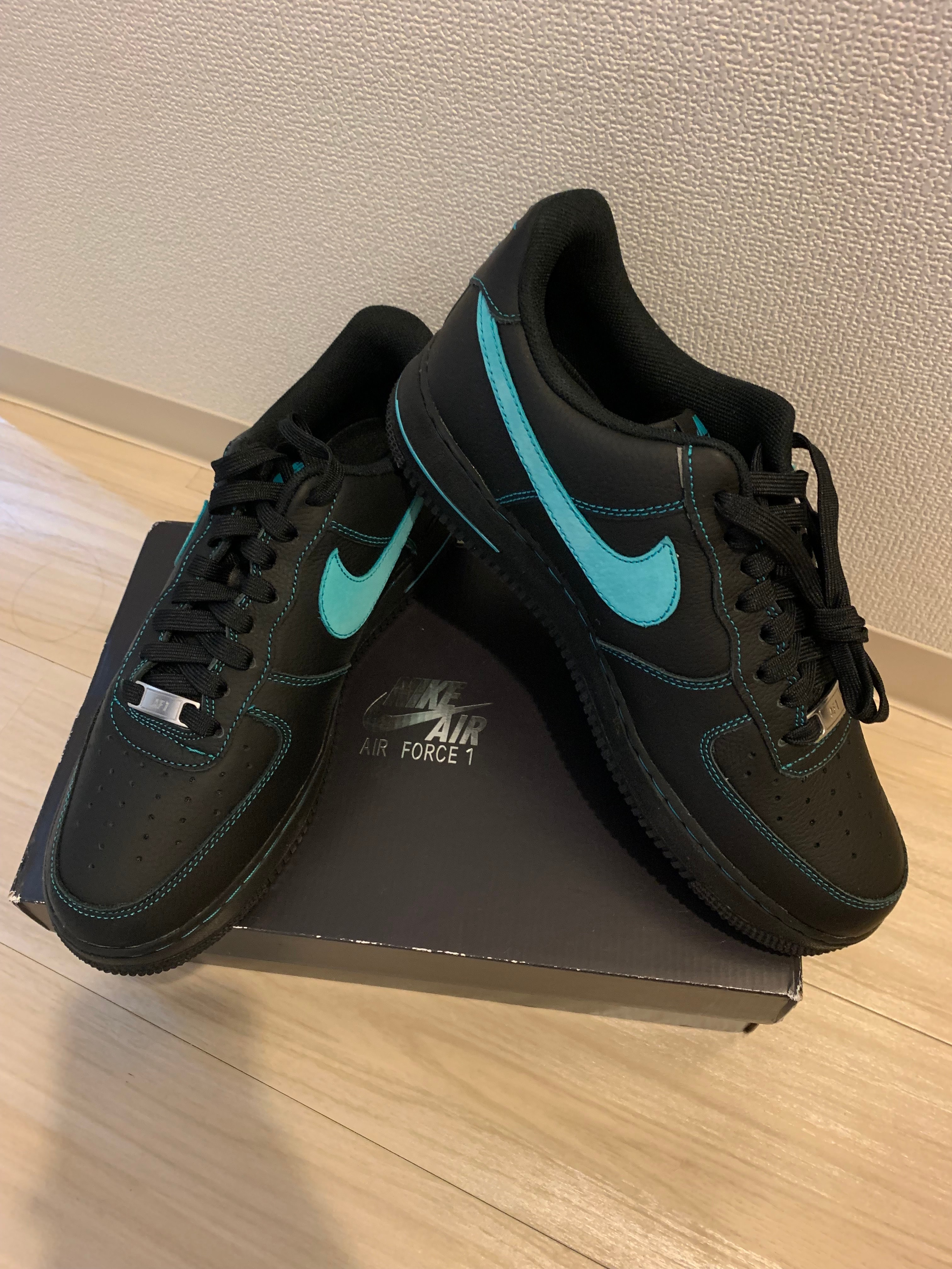 Nike Air Force 1 Low "Black Tiffany"