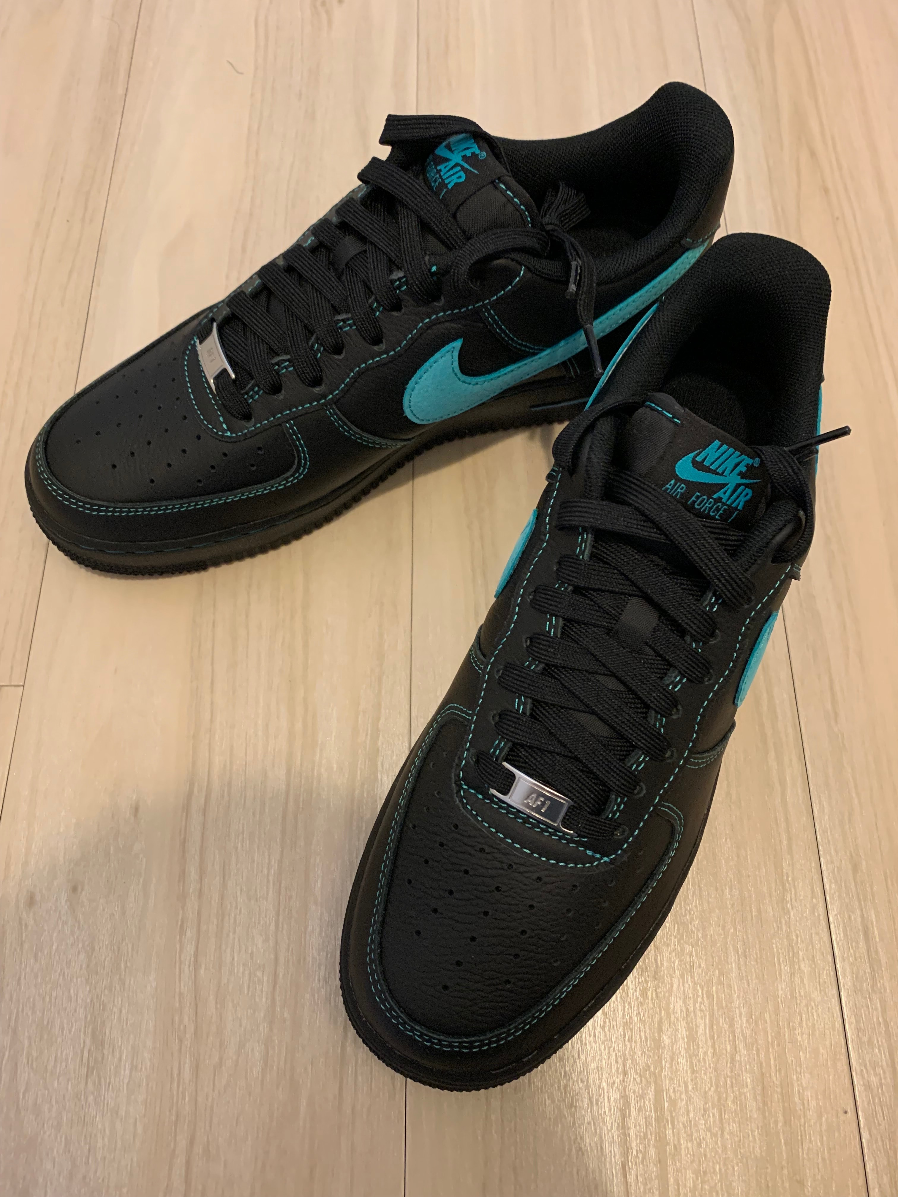 Nike Air Force 1 Low "Black Tiffany"