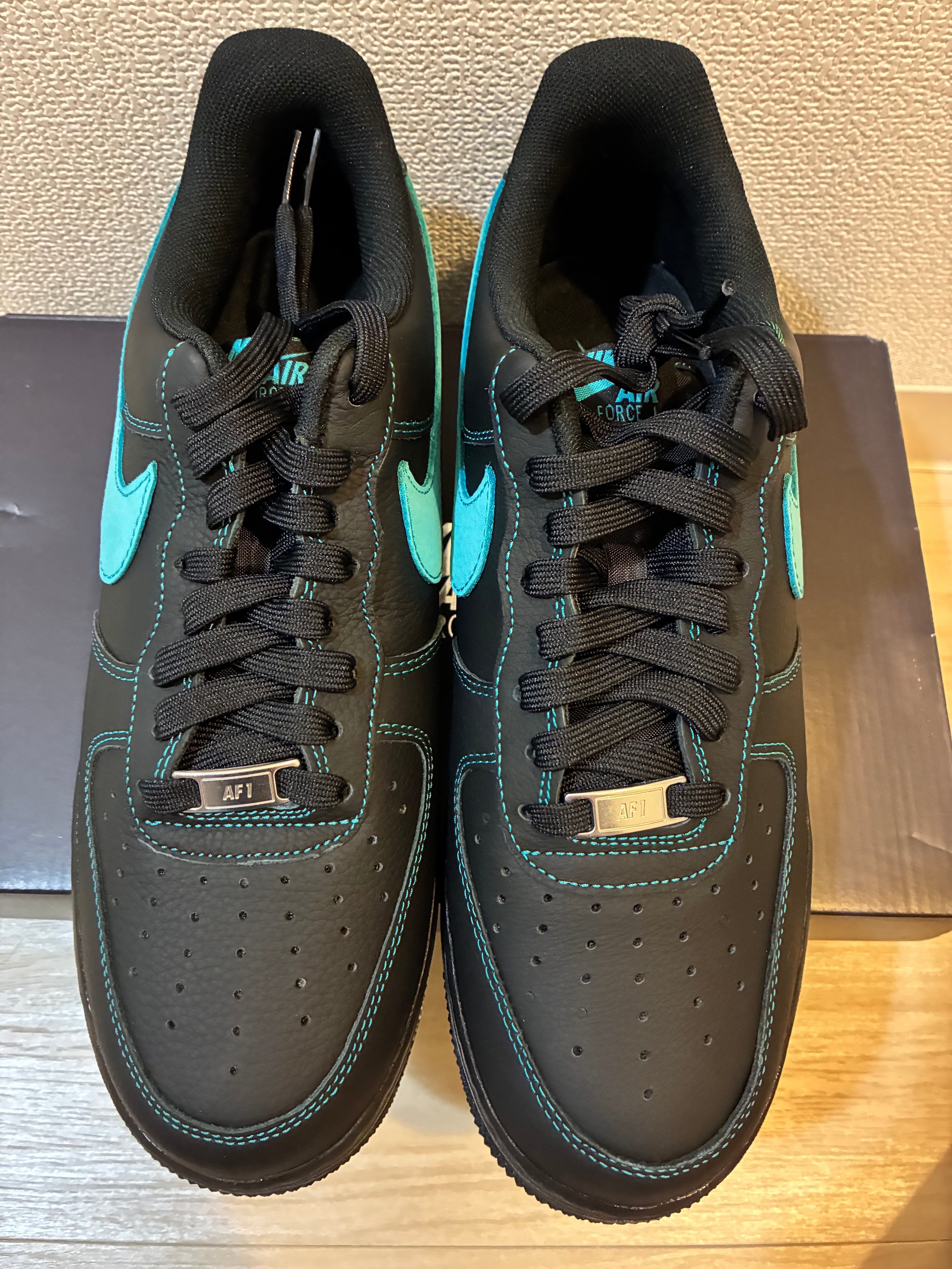 Nike Air Force 1 Low "Black Tiffany"