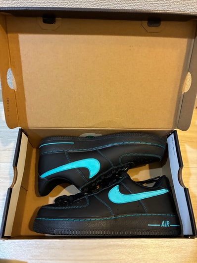 Nike Air Force 1 Low "Black Tiffany"