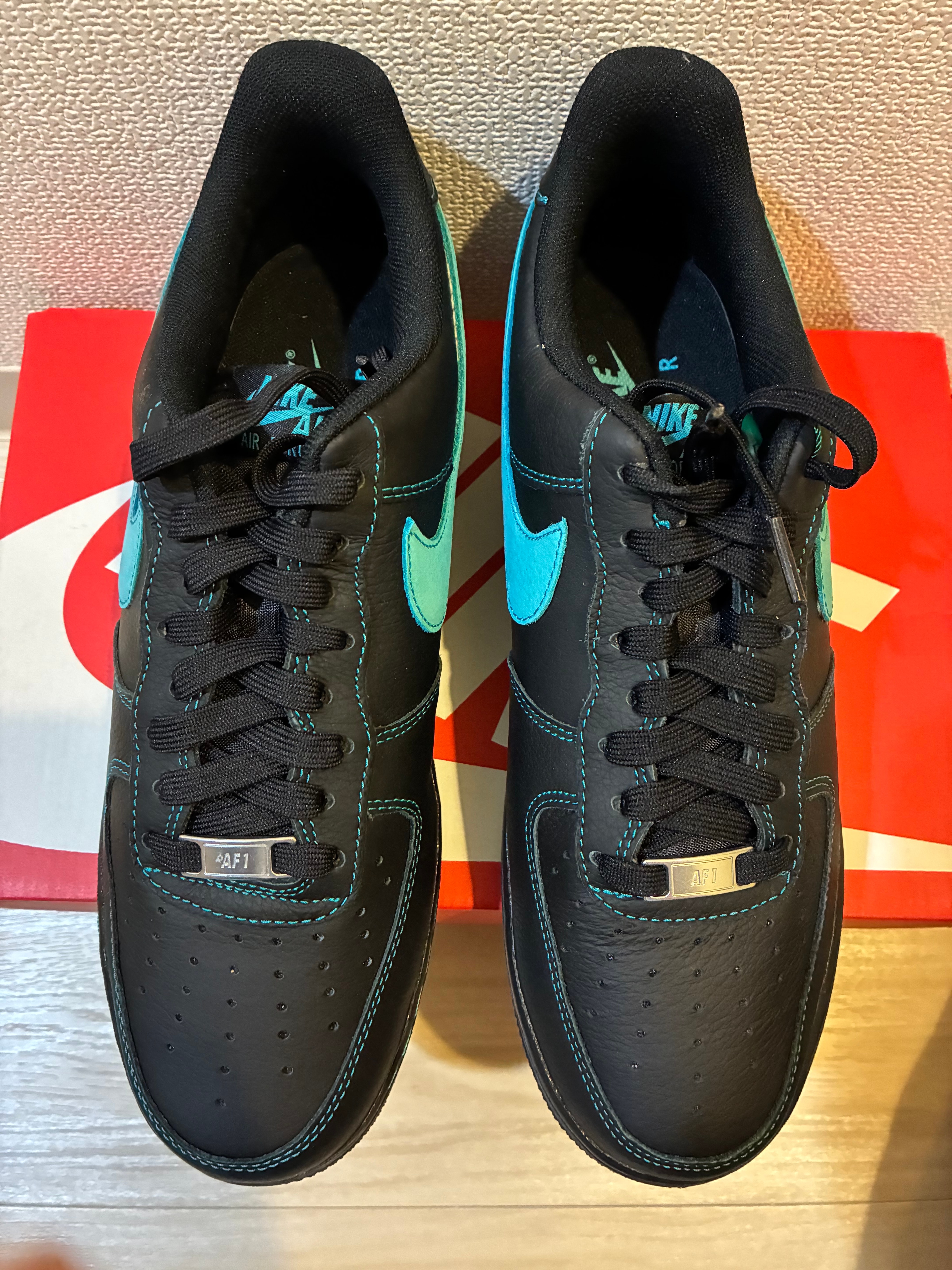 Nike Air Force 1 Low "Black Tiffany"