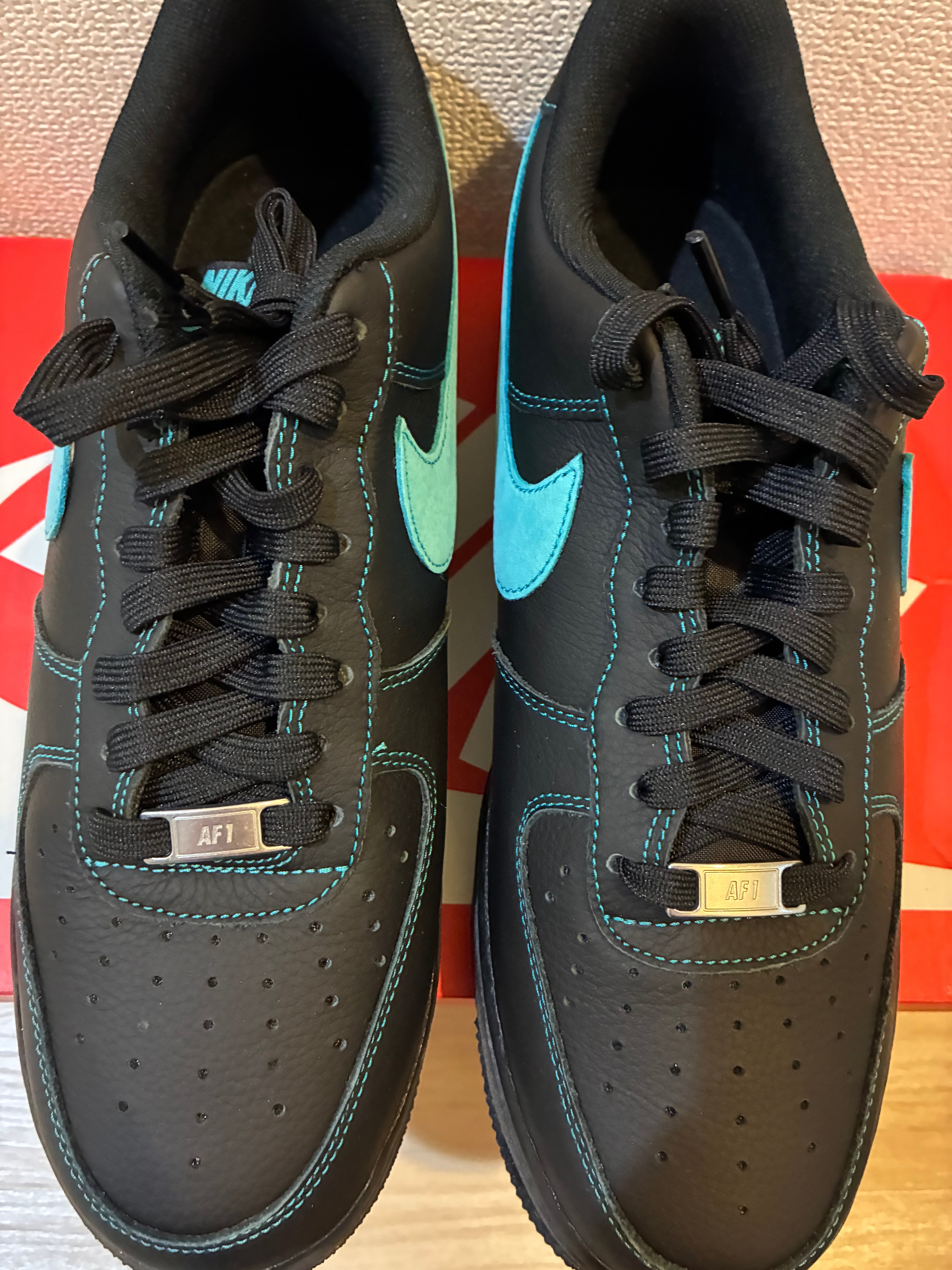 Nike Air Force 1 Low "Black Tiffany"