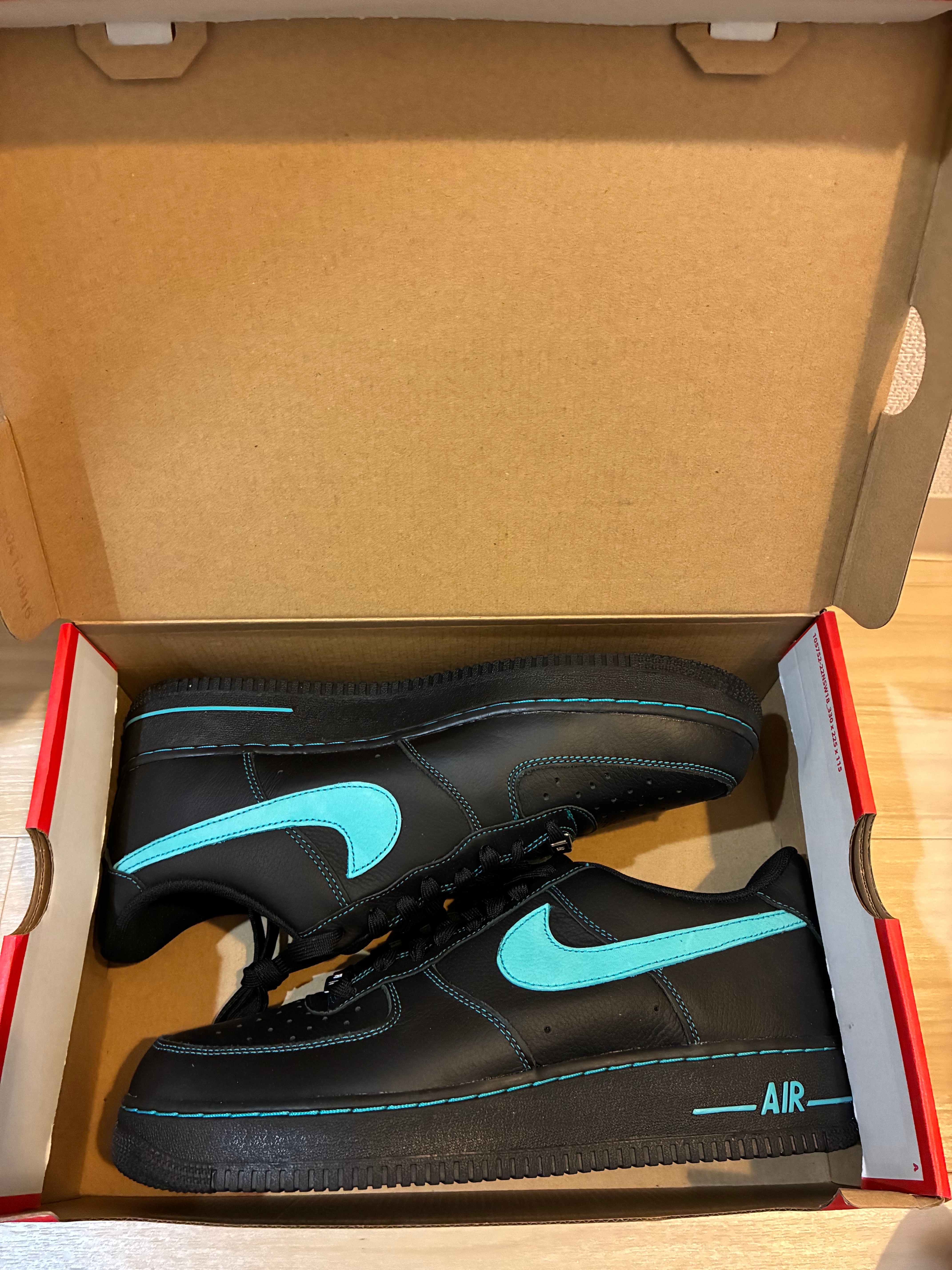 Nike Air Force 1 Low "Black Tiffany"