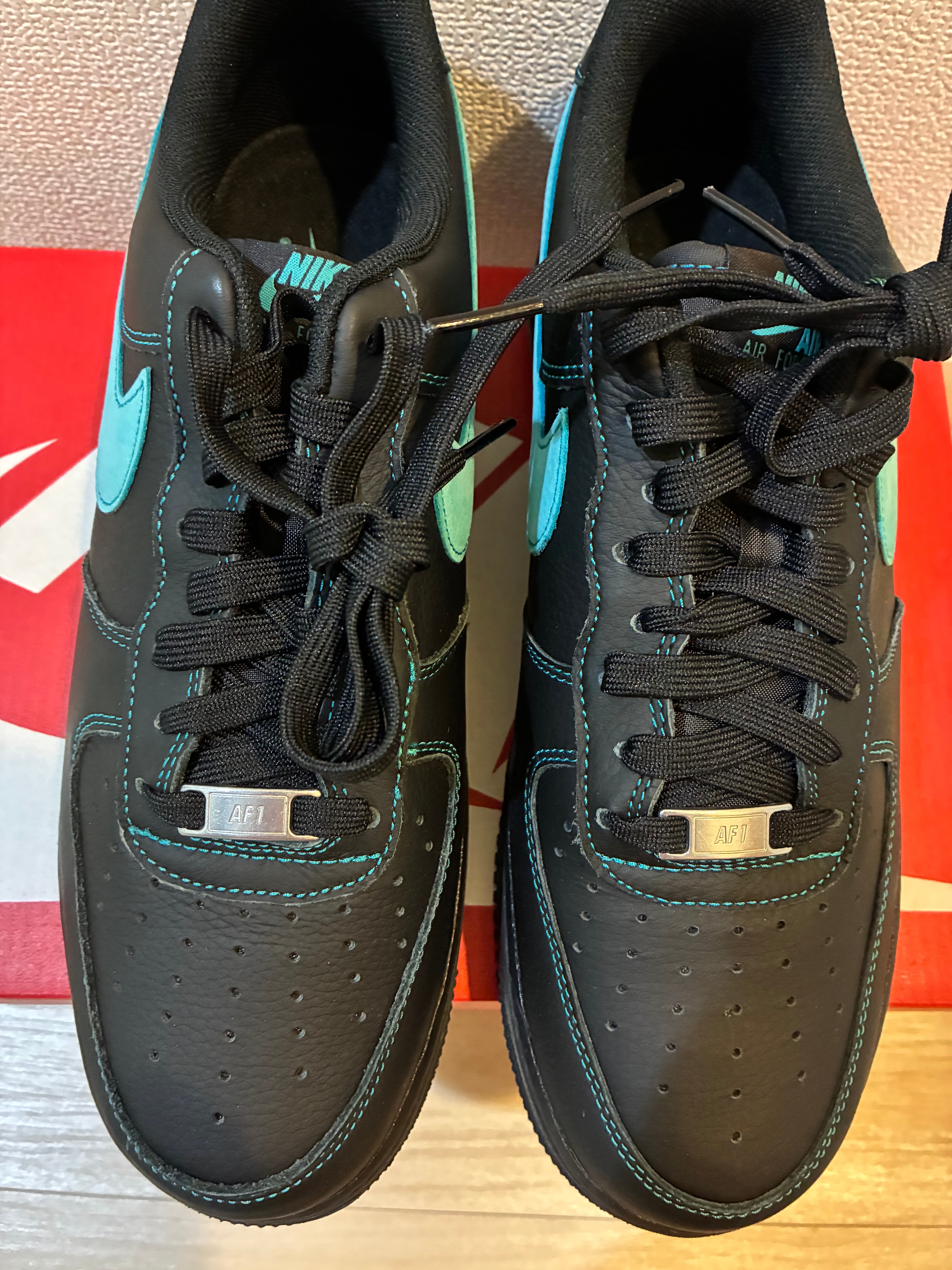Nike Air Force 1 Low "Black Tiffany"