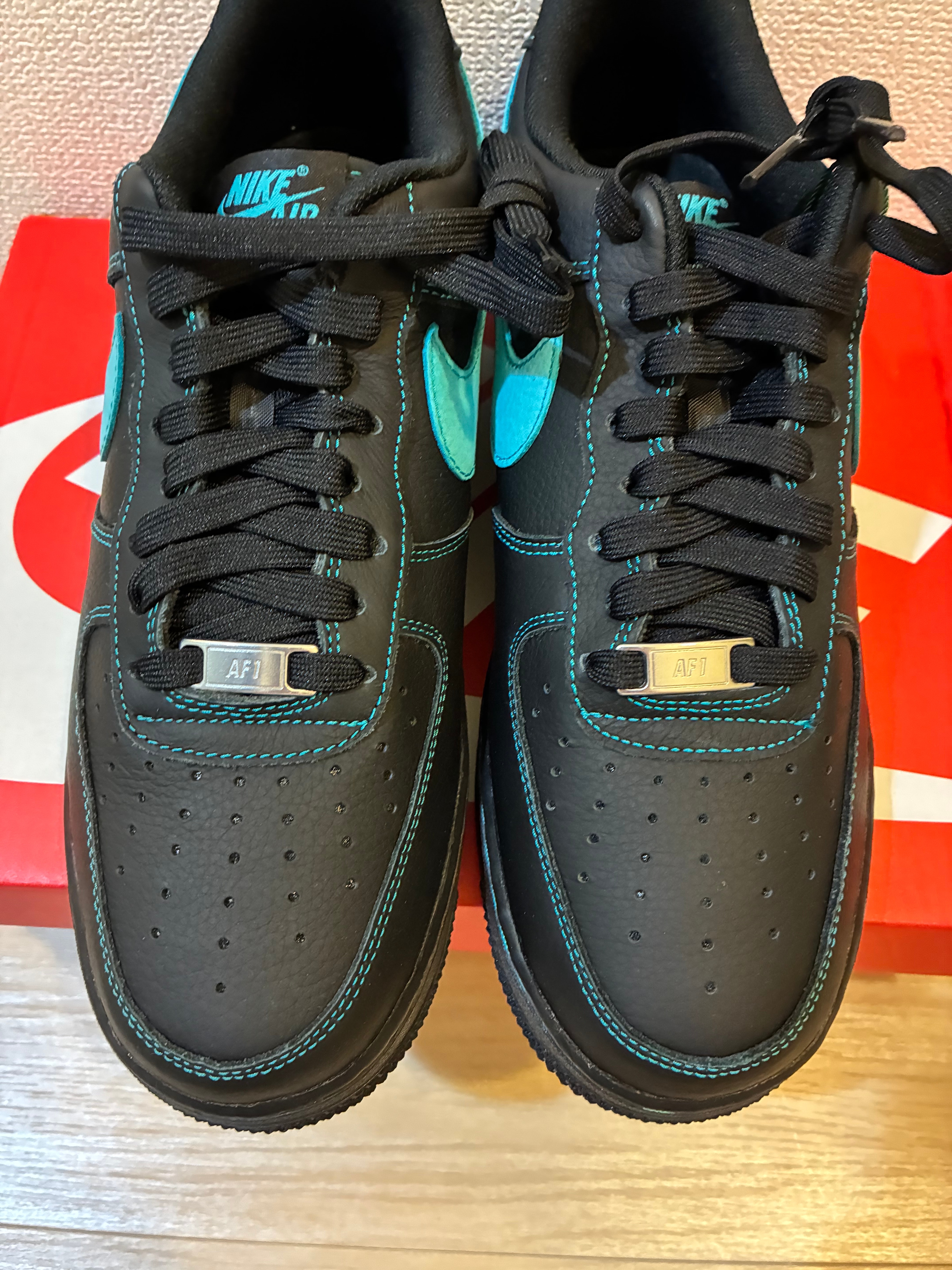 Nike Air Force 1 Low "Black Tiffany"