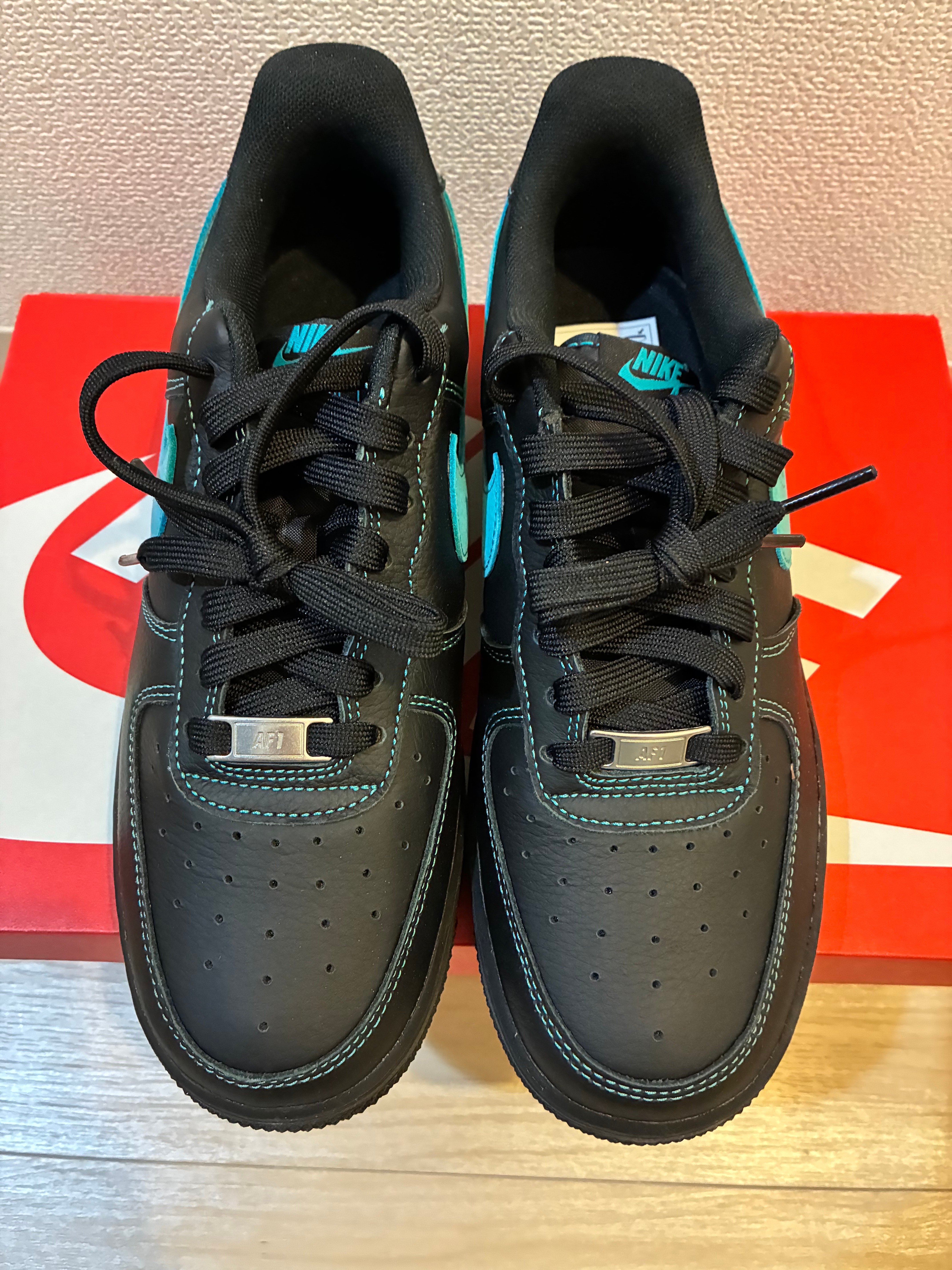 Nike Air Force 1 Low "Black Tiffany"