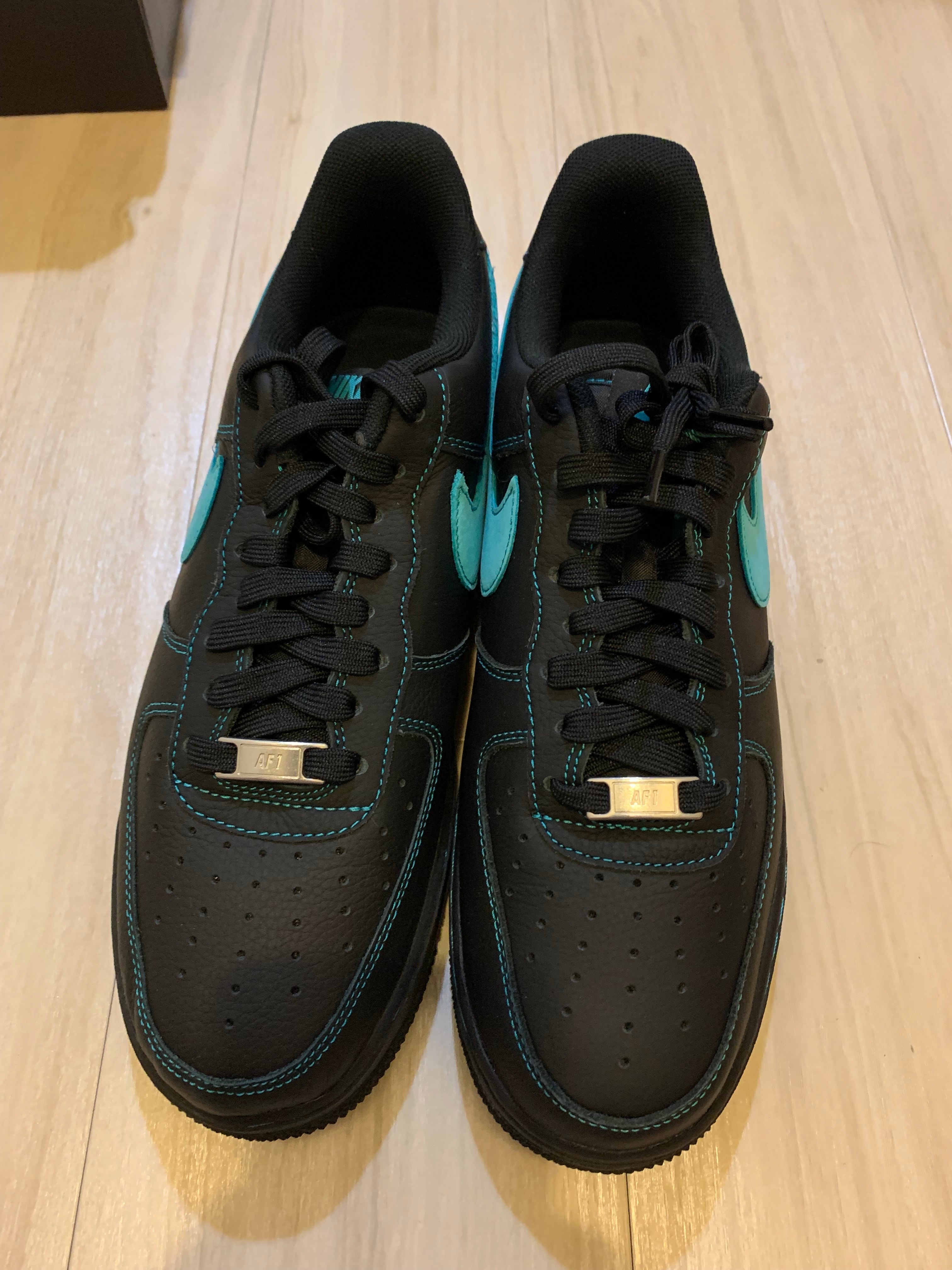 Nike Air Force 1 Low "Black Tiffany"