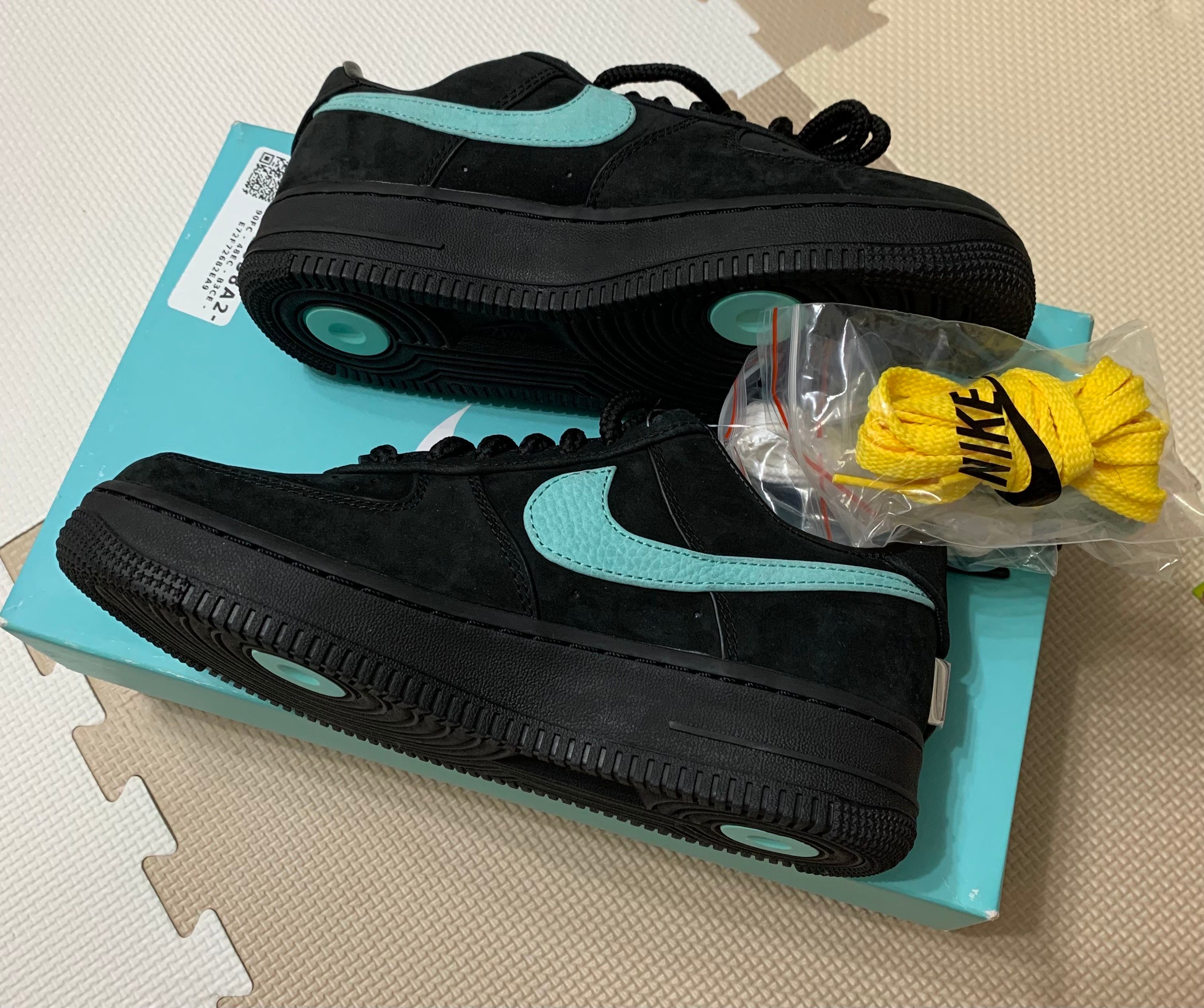 Tiffany & Co. × Nike Air Force 1 Low "1837"