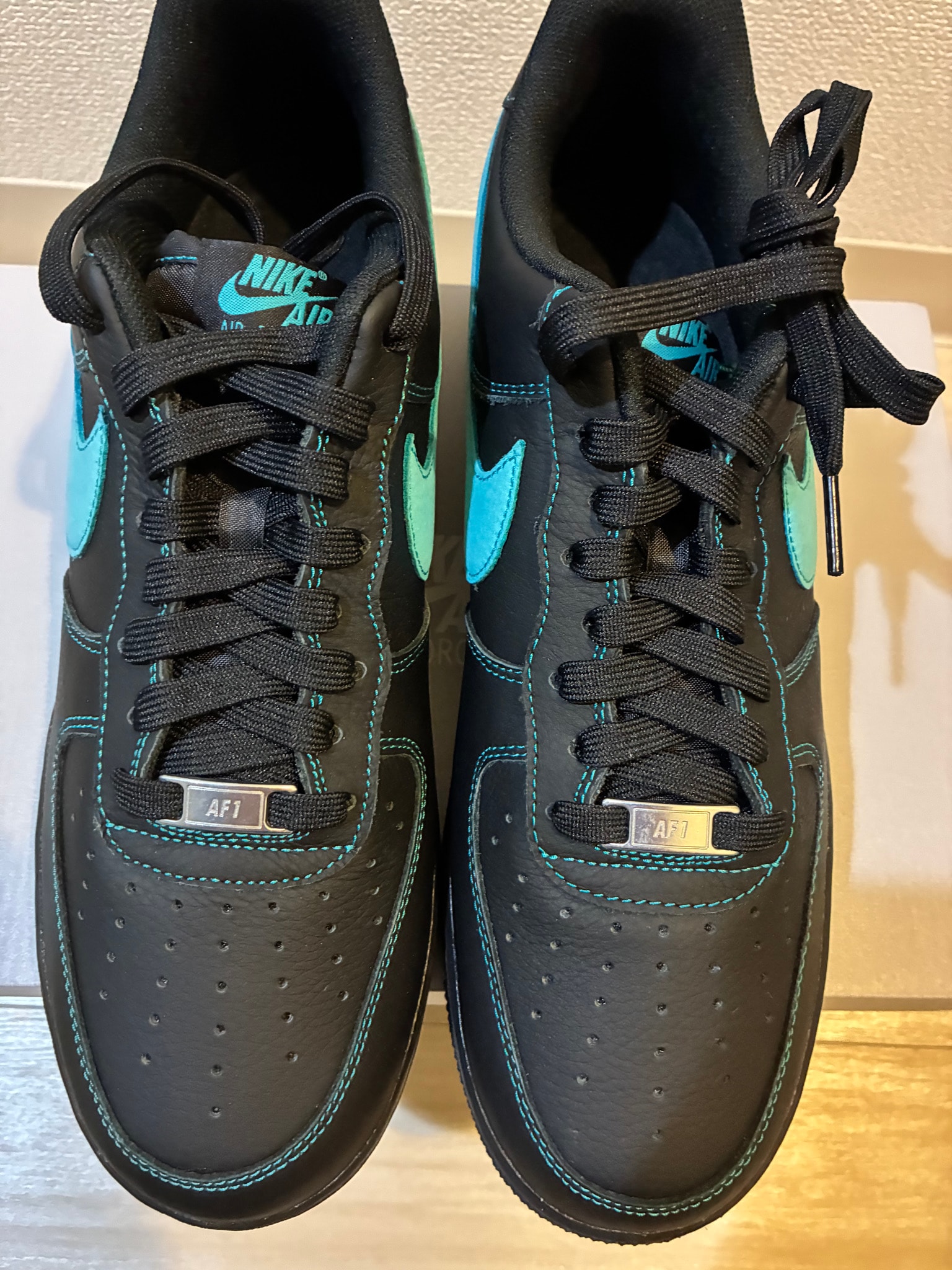 Nike Air Force 1 Low "Black Tiffany"