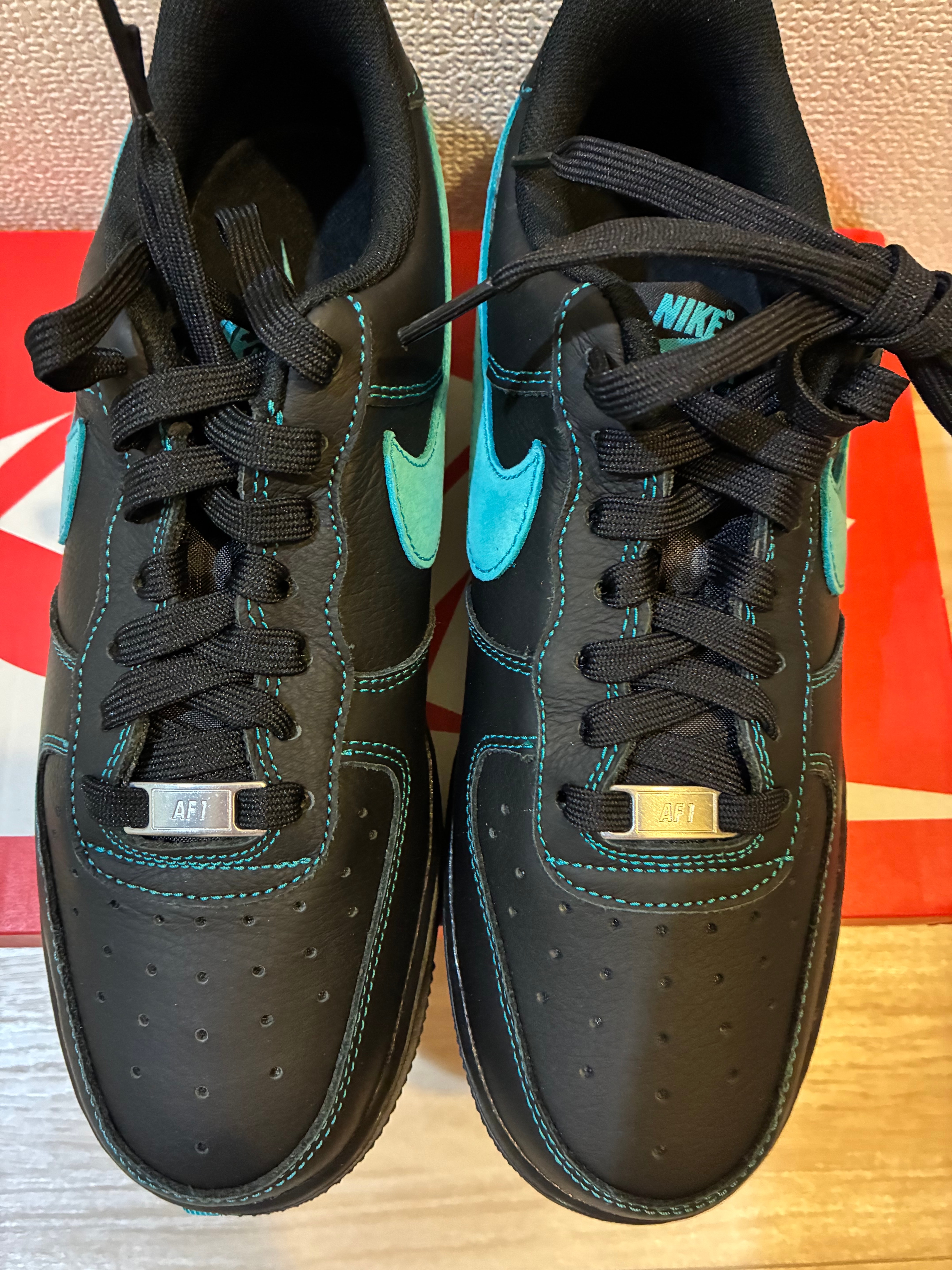 ナイキ エアフォース1 ロー "ブラックティファニー"