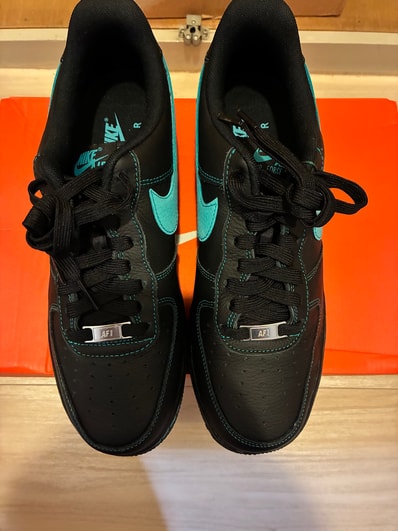 Nike Air Force 1 Low "Black Tiffany"