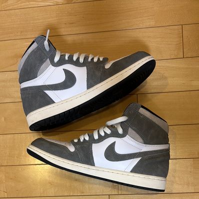 Nike Air Jordan 1 Retro High OG "Black and Smoke Grey"