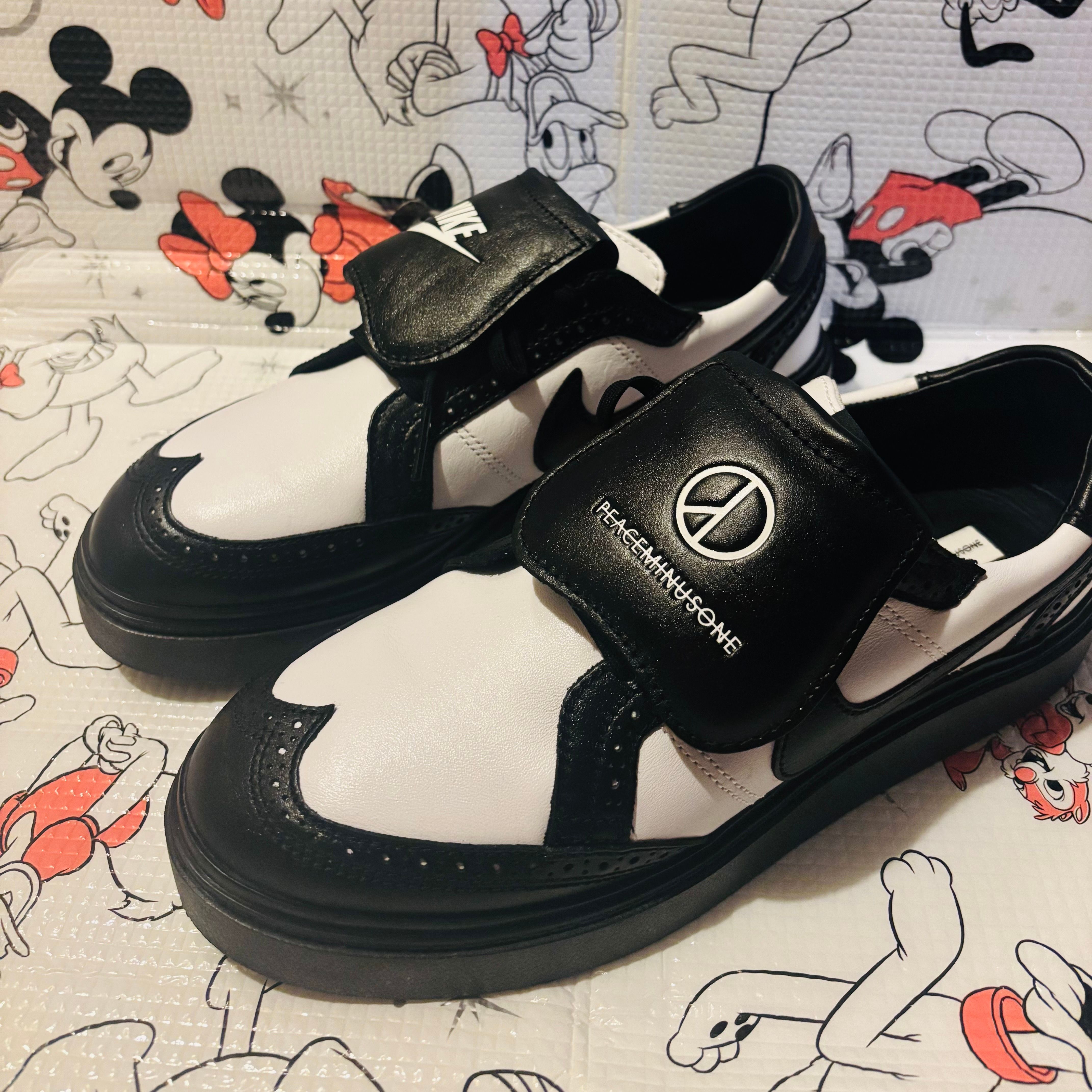 PEACEMINUSONE × Nike Kwondo 1 "Black and White" / G-DRAGON