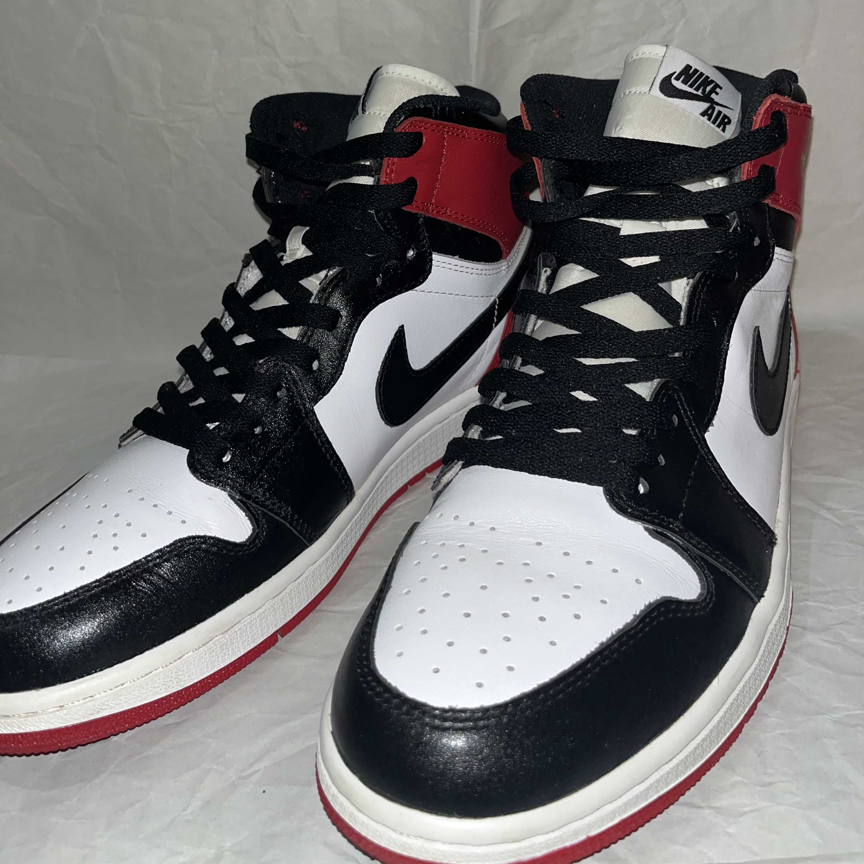 Nike Air Jordan 1 Retro High OG "Black Toe" (2013)