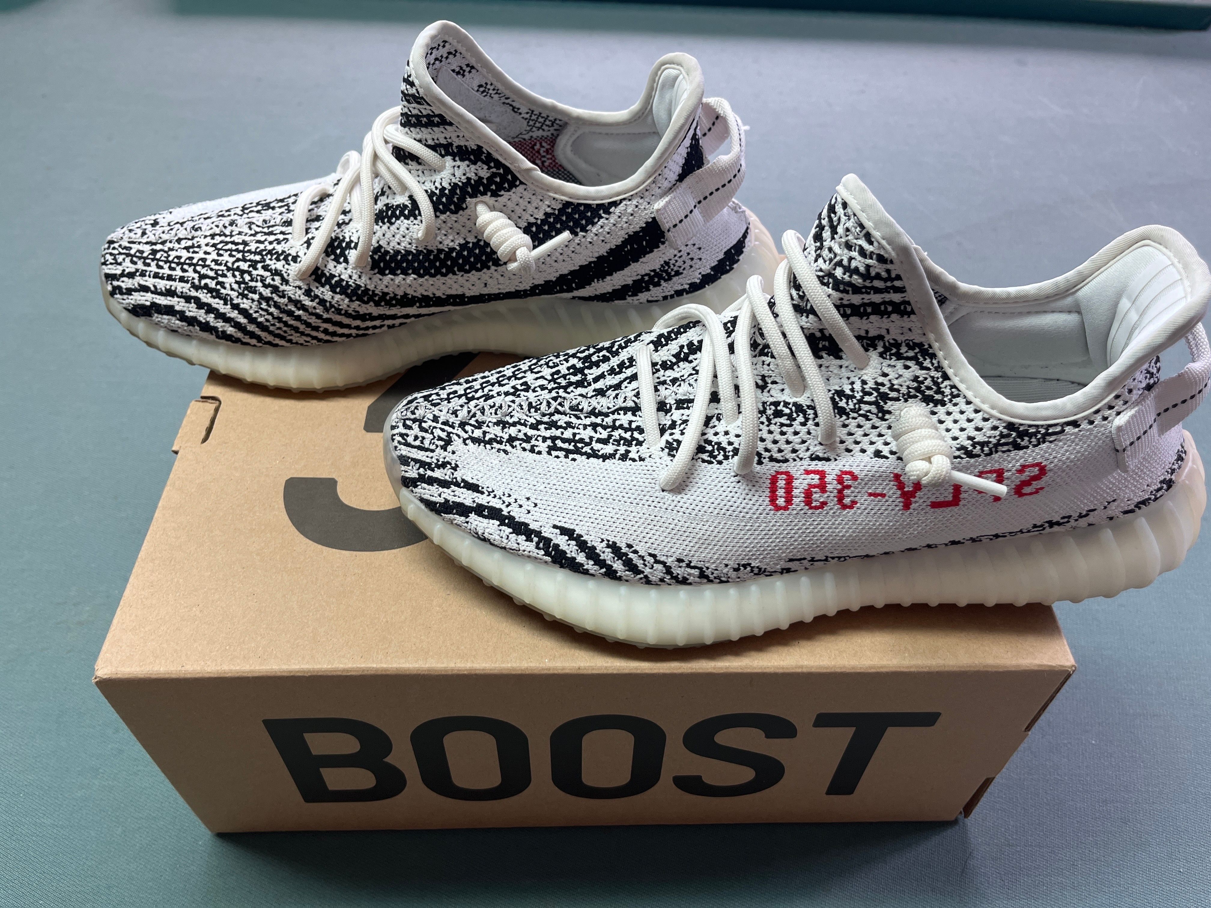 adidas YEEZY Boost 350 V2 "Zebra"