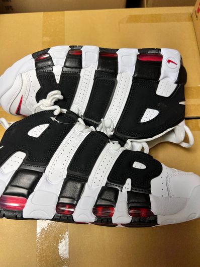 NIKE AIR MORE UPTEMPO "WHITE/BLACK/UNIVERSITY RED"(2020)