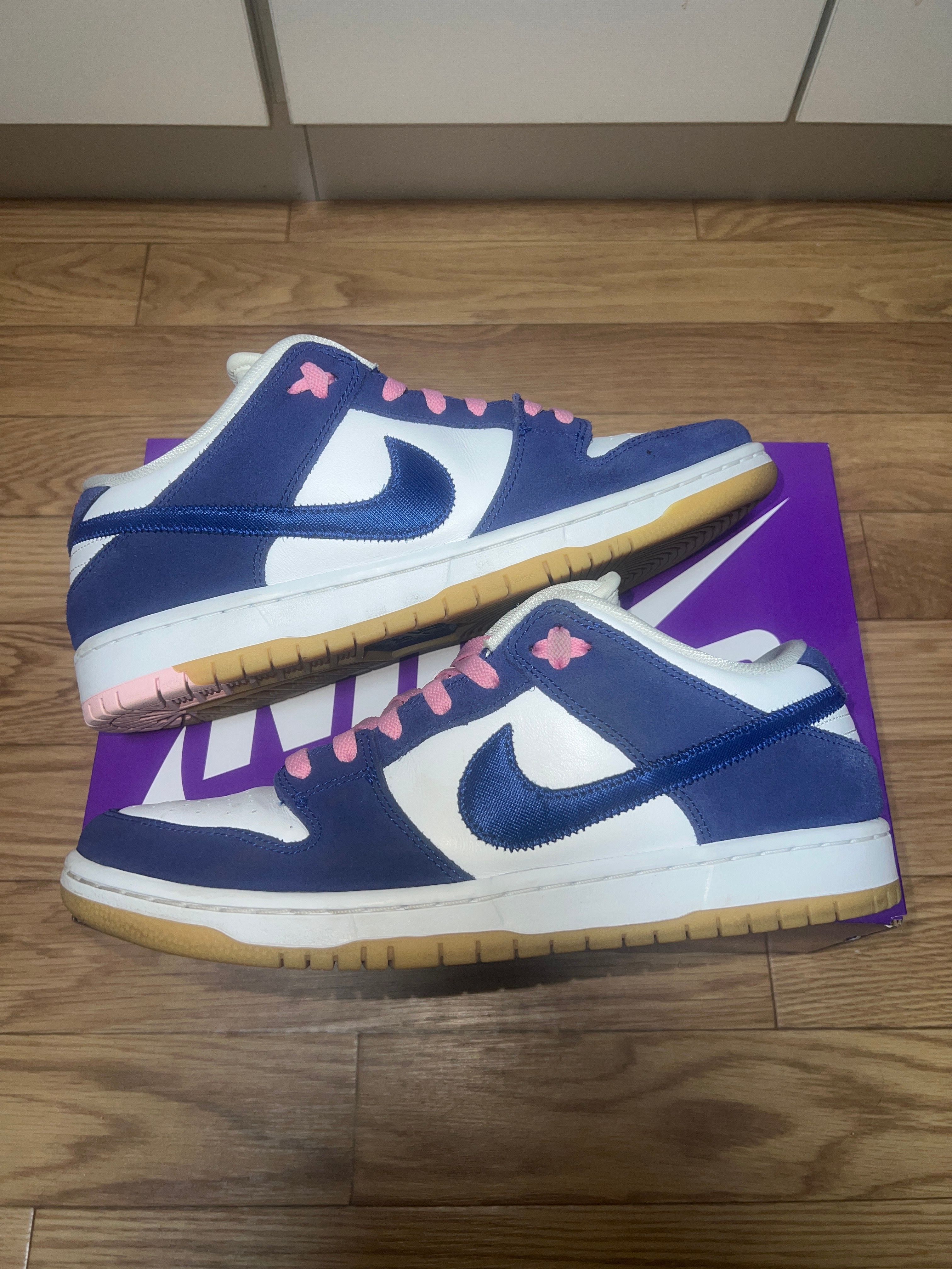 Nike SB Dunk Low "Los Angeles Dodgers/Deep Royal Blue"