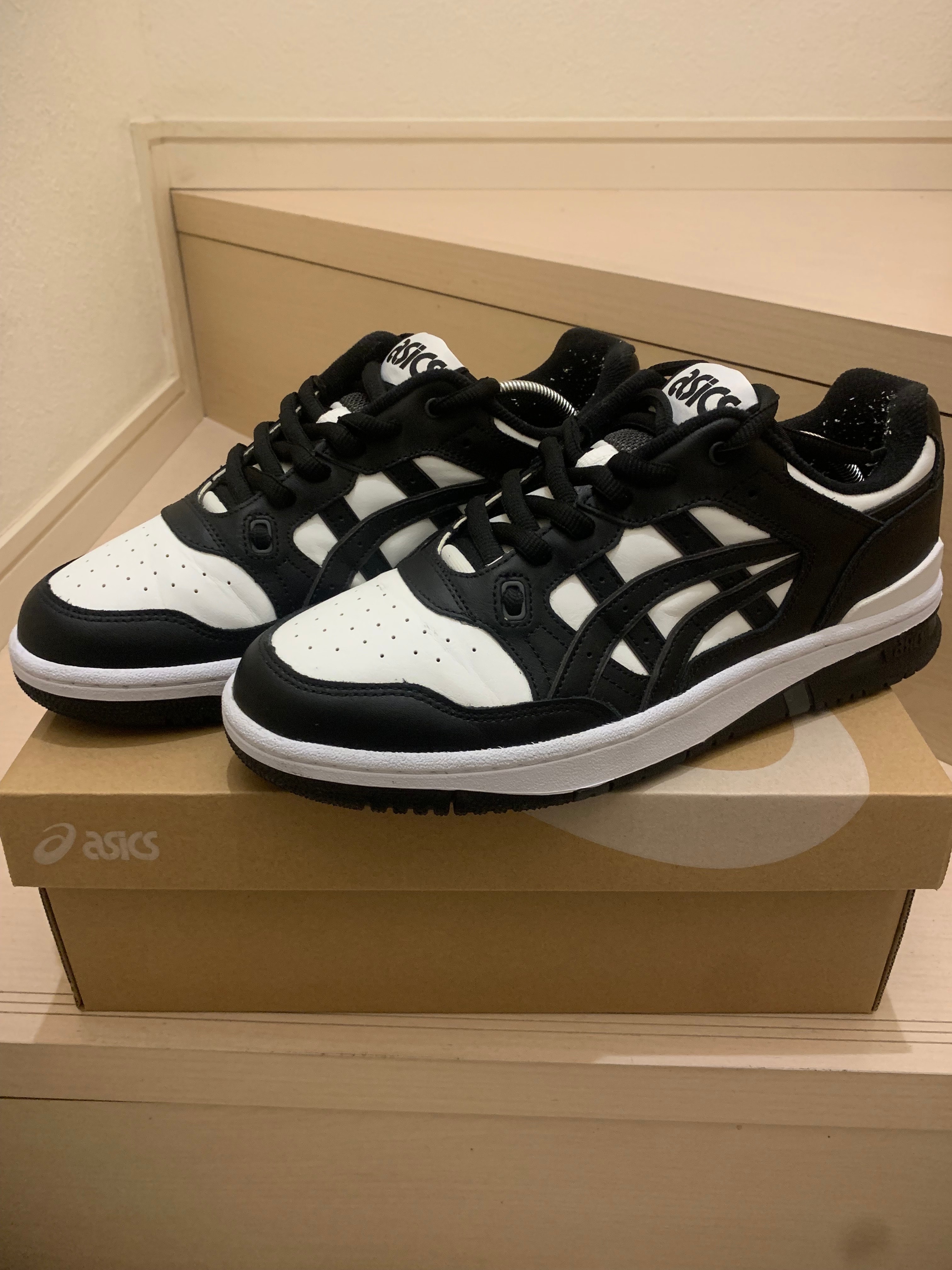 アシックス EX89 "ホワイト/ブラック"