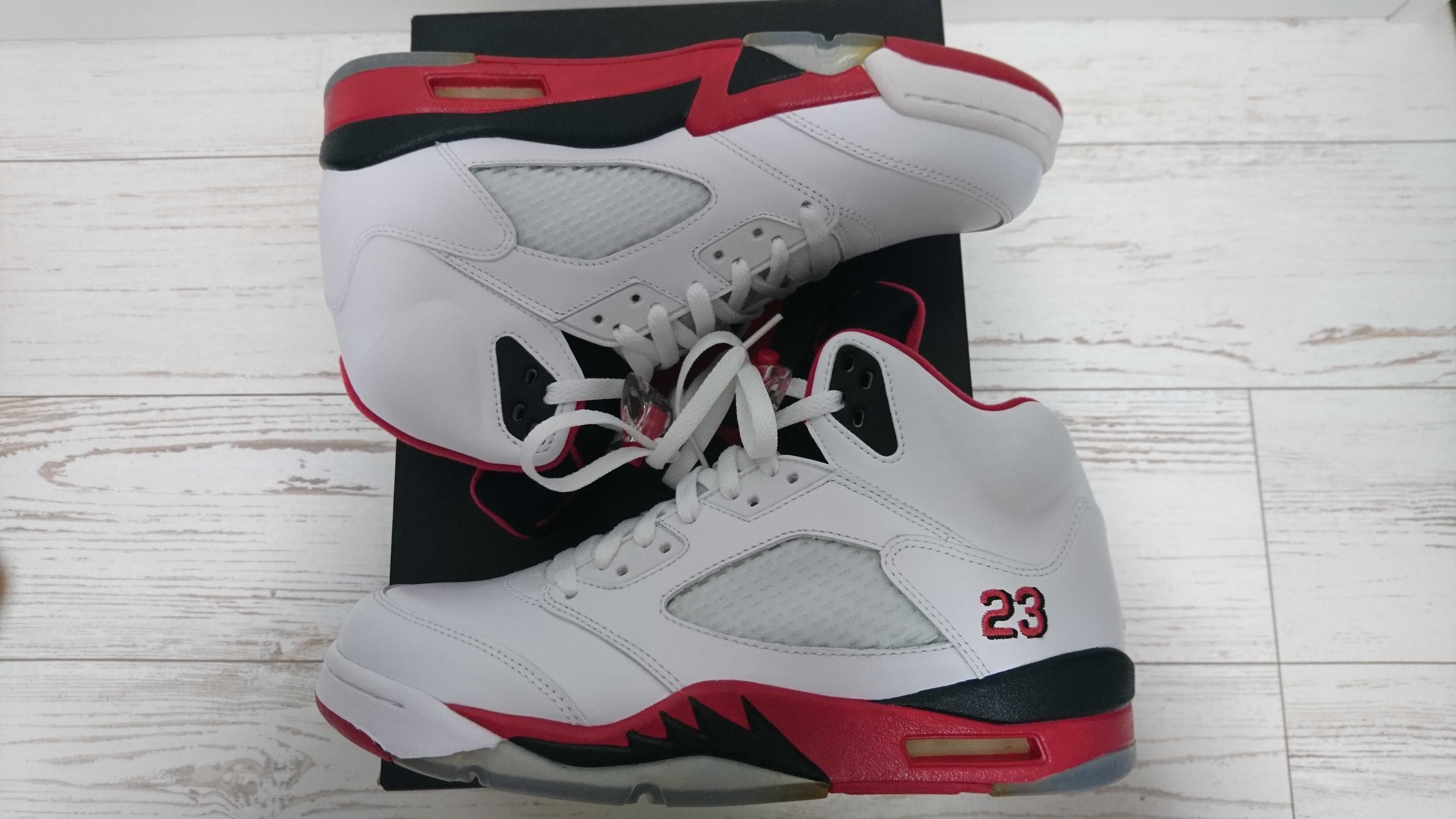 Nike Air Jordan 5 Retro "Fire Red/Black Tongue" (2013)