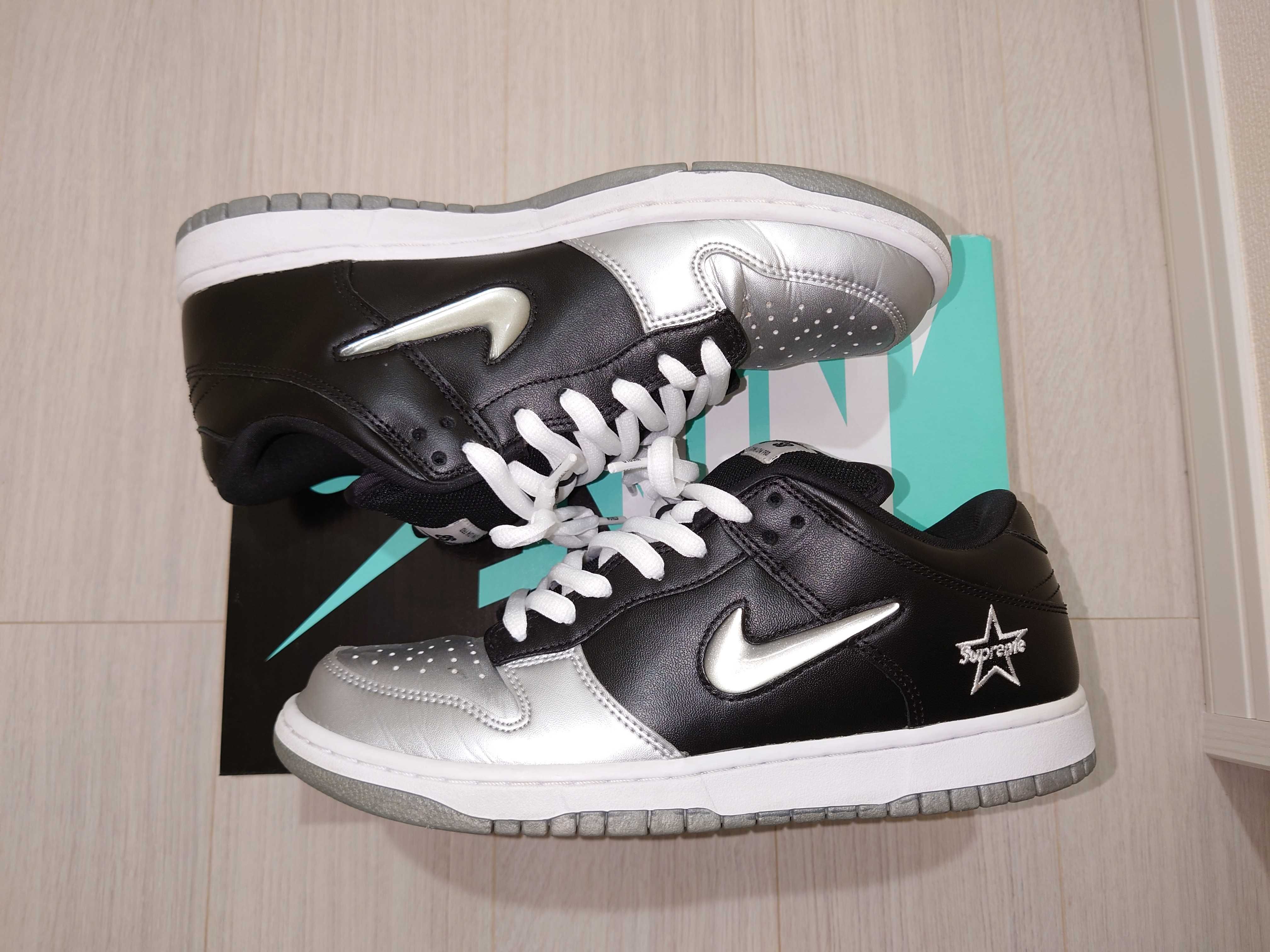 Supreme × Nike Dunk Low "Metallic Silver/Black"