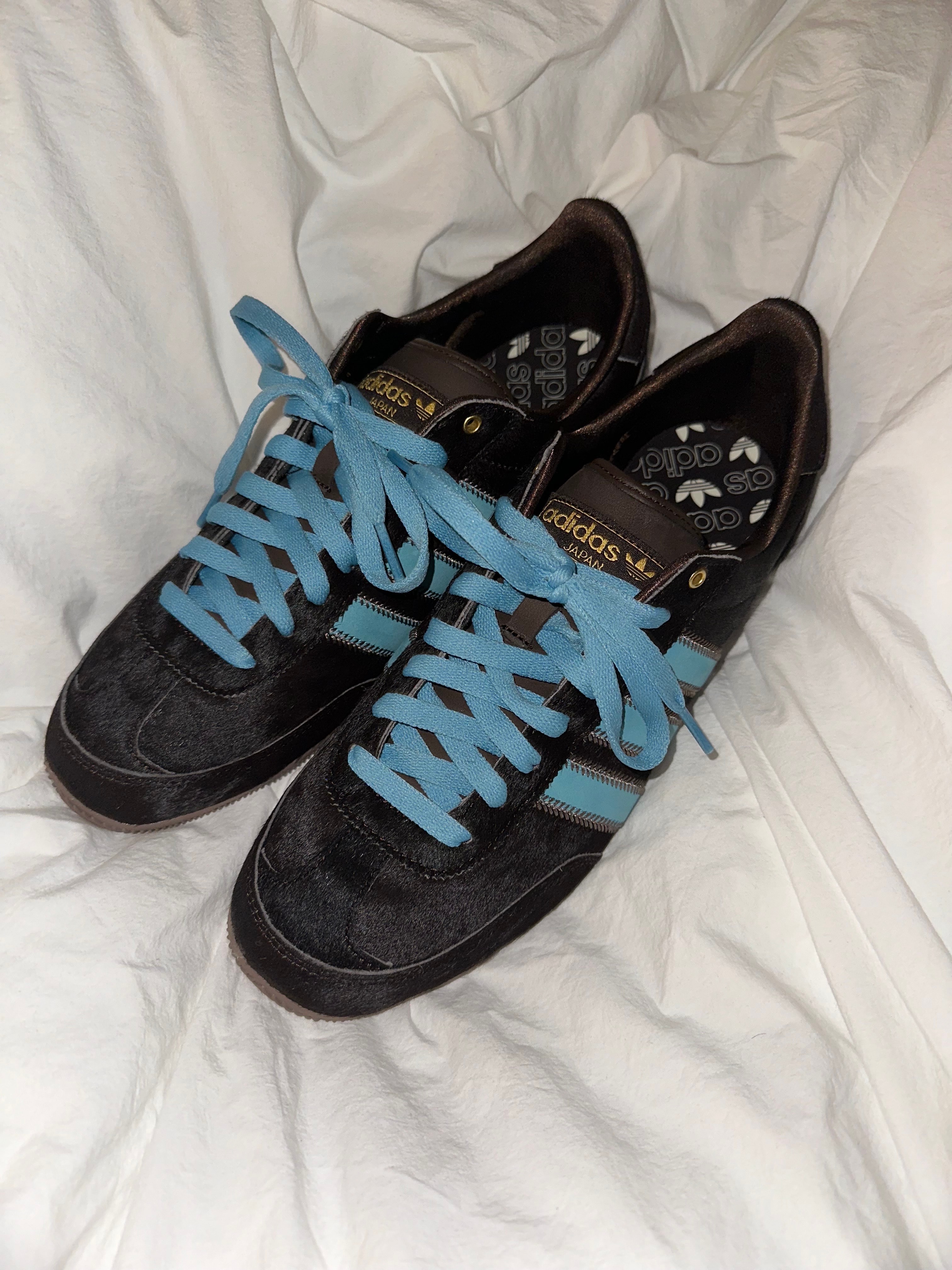 アディダス ジャパン "ダークブラウン/プリラブドブルー/トレースブラウン"