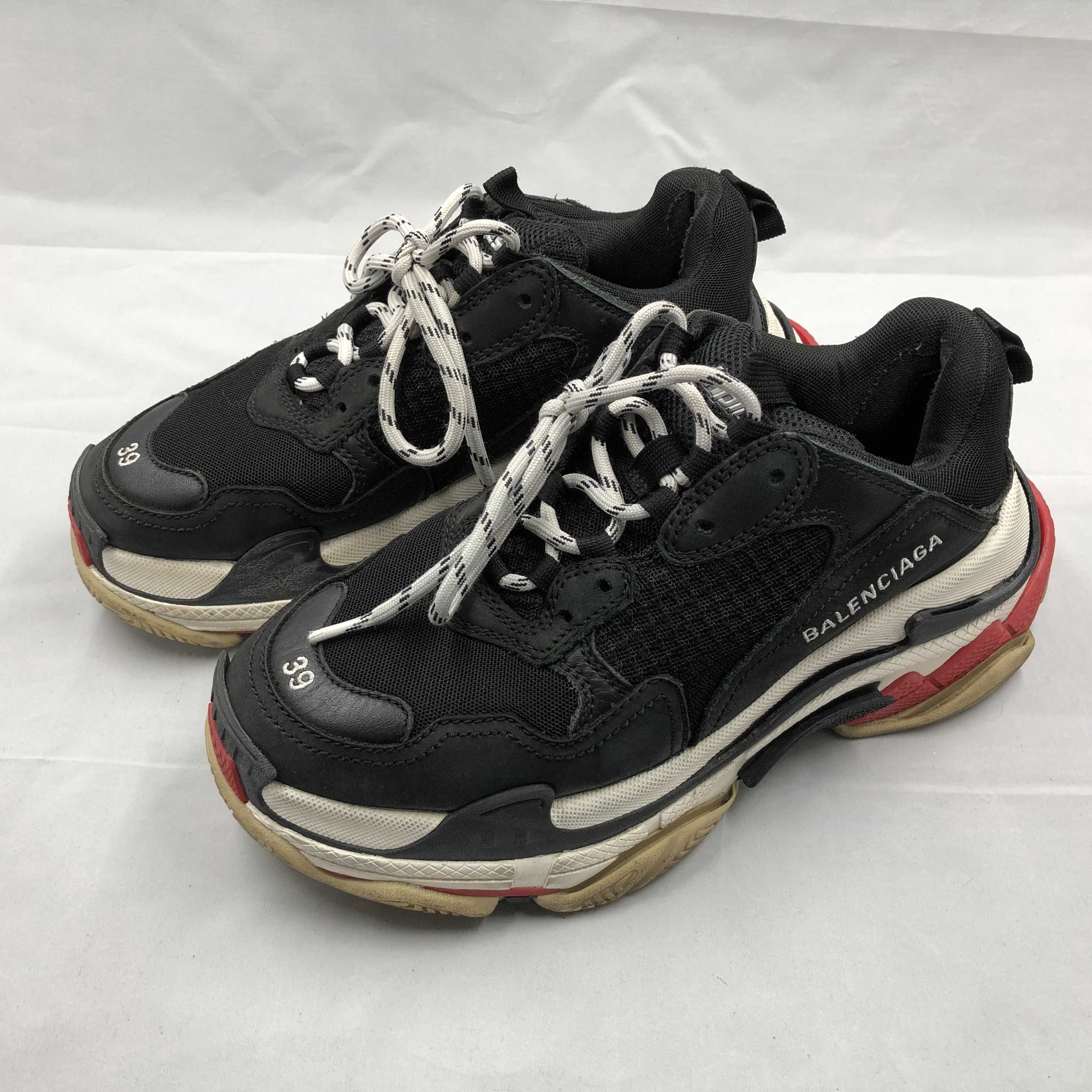 BALENCIAGA Triple S "Black/Red"