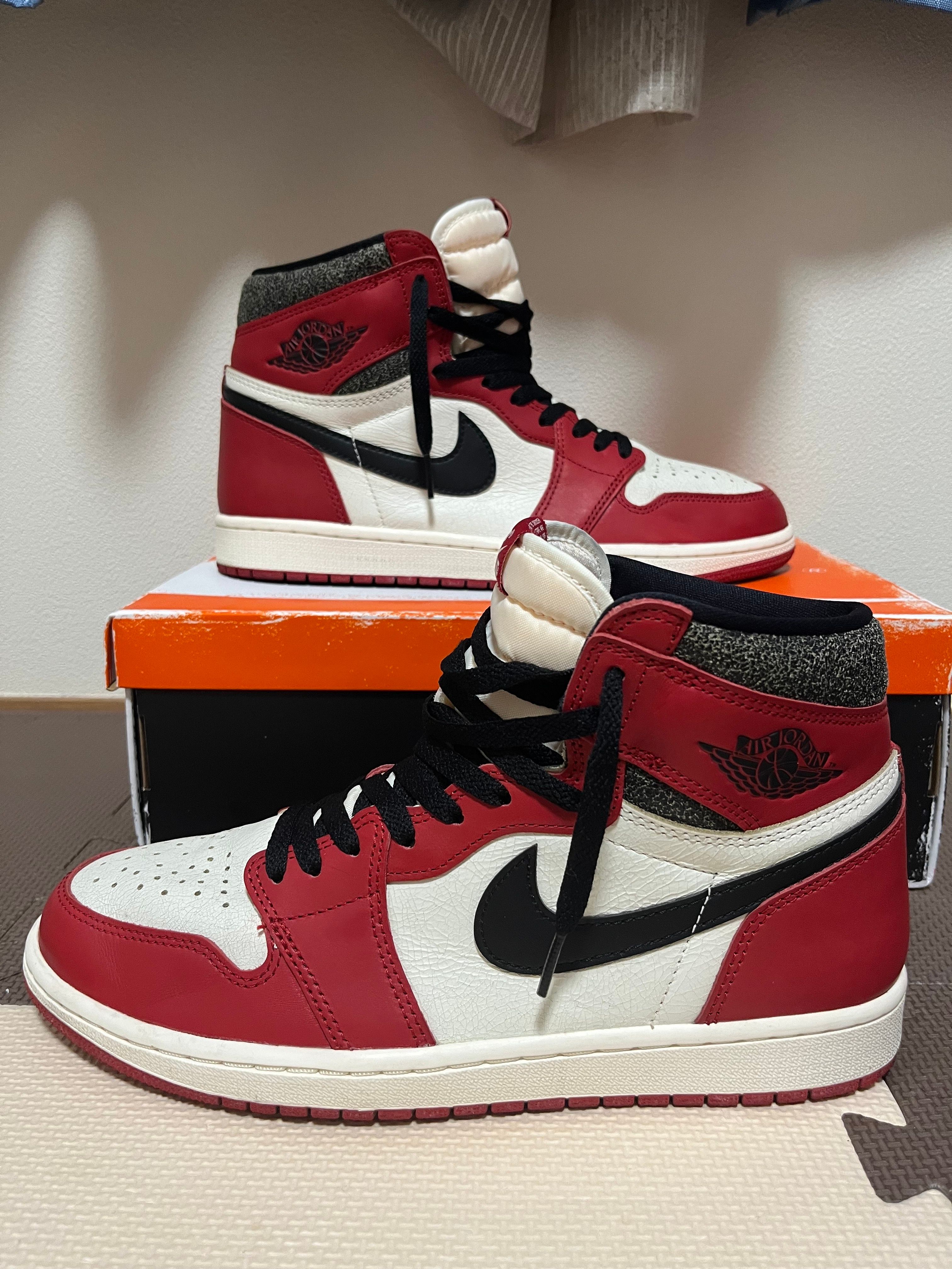 Nike Air Jordan 1 High OG "Lost & Found/Chicago"