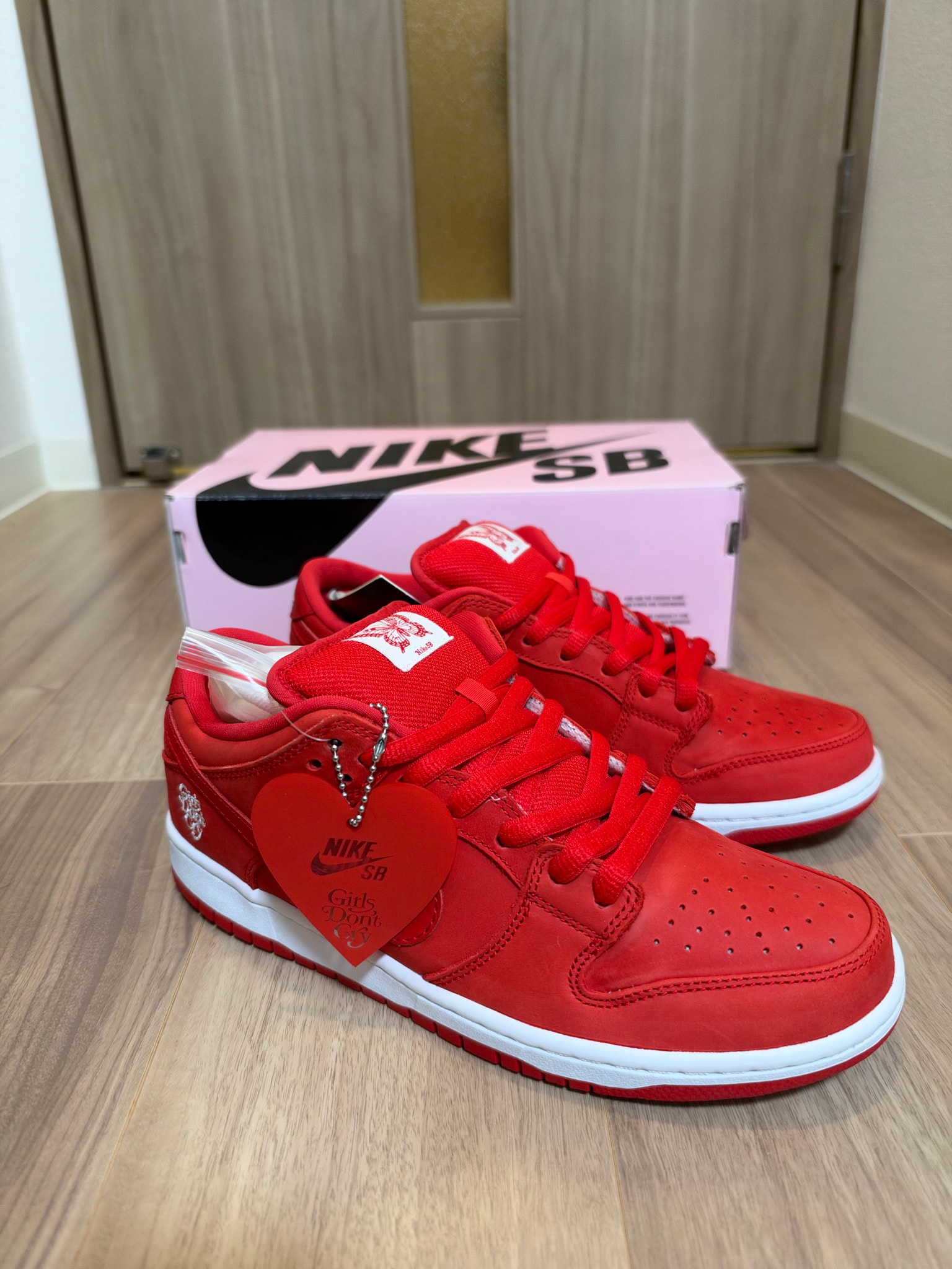 Girls Don't Cry × Nike SB Dunk Low Pro QS "Red" / VERDY