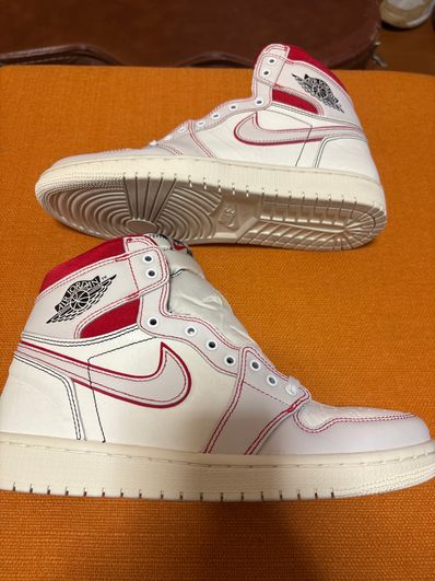 Nike Air Jordan 1 Retro High OG "Sail/University Red"