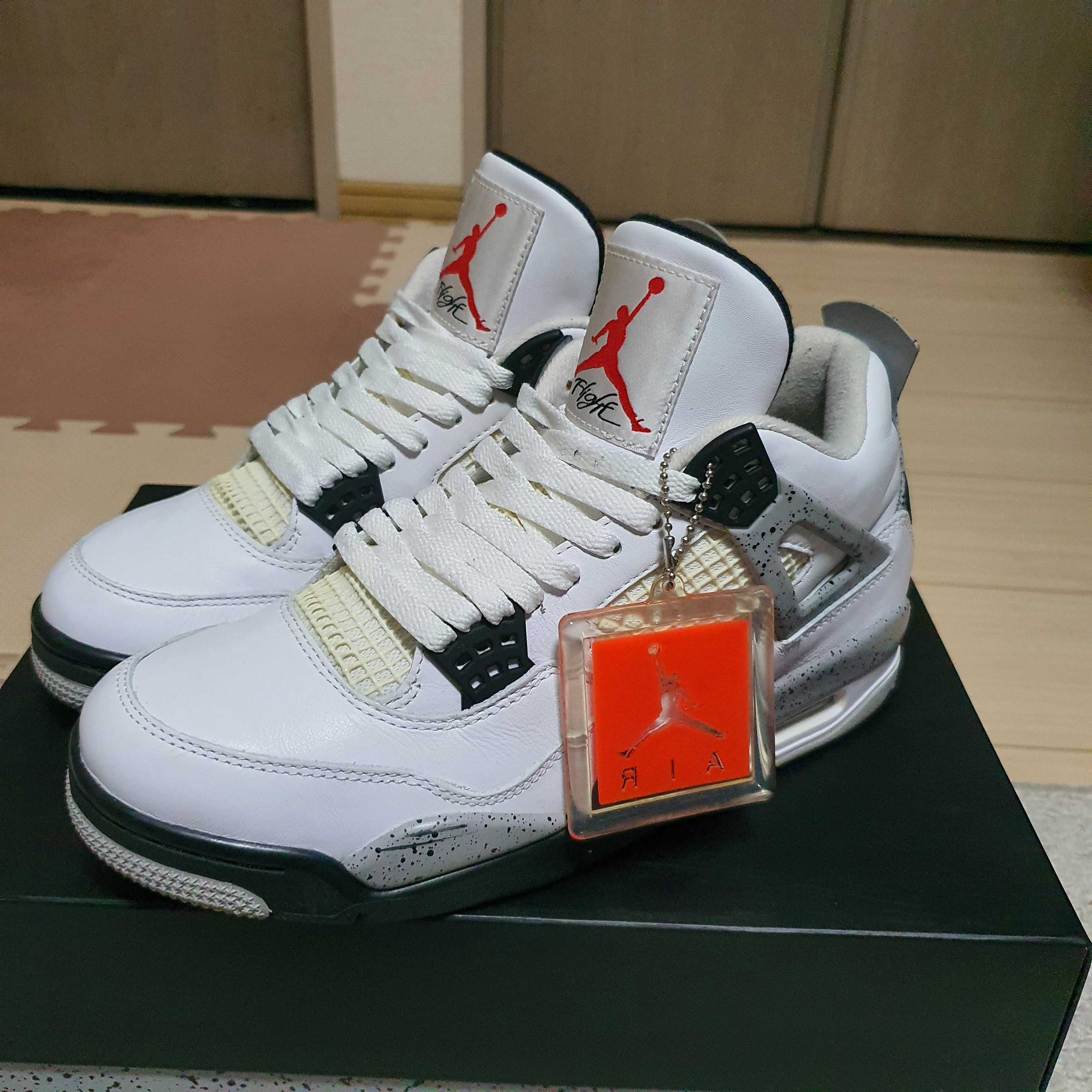 Nike Air Jordan 4 Retro "White Cement" (2016)