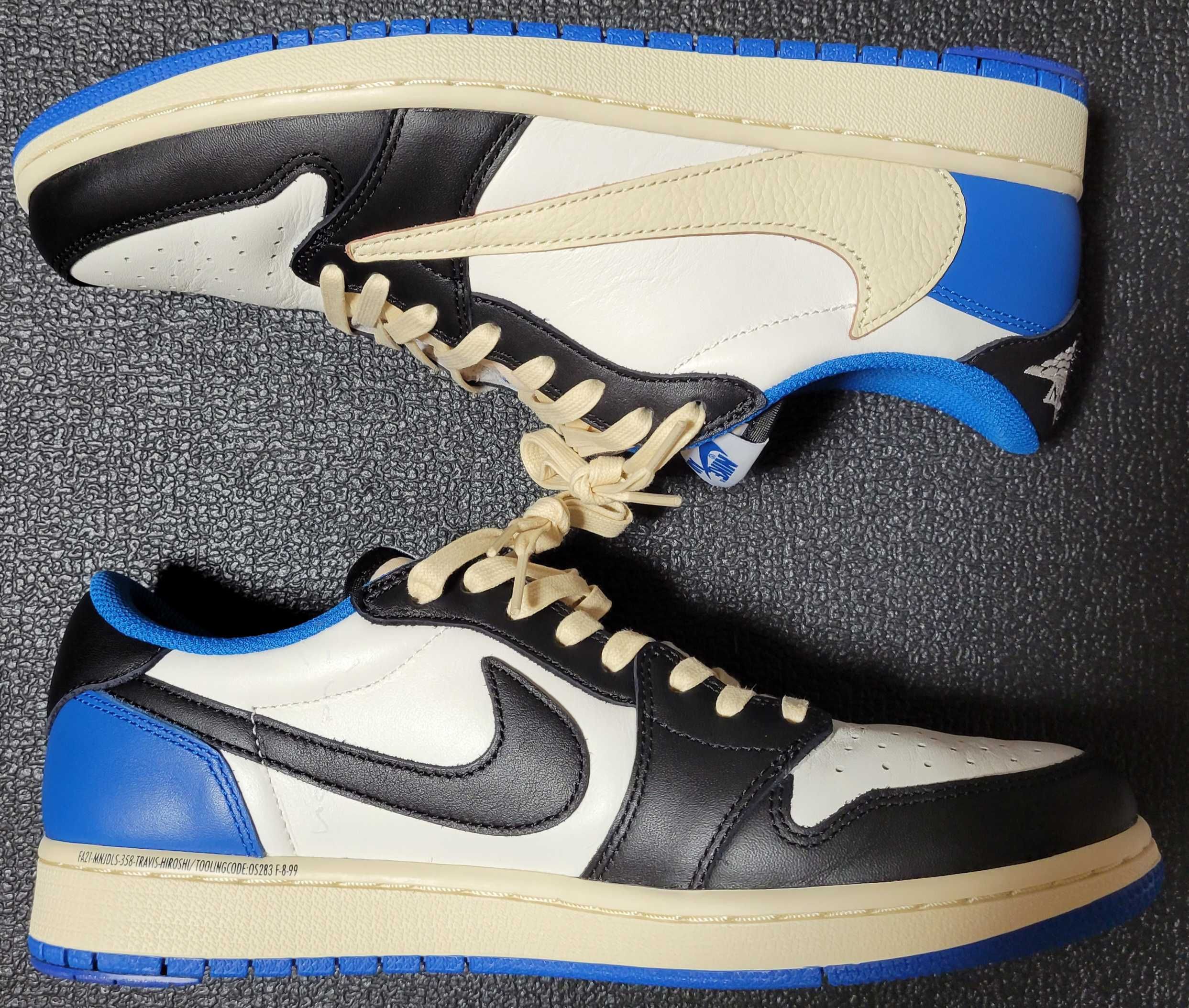 Travis Scott × fragment design × Nike Air Jordan 1 Low OG SP "Military Blue"