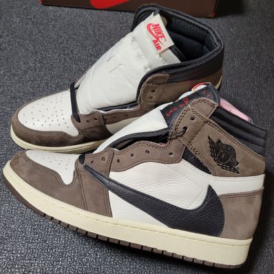 Travis Scott × Nike Air Jordan 1 Retro High OG TS SP "Sail/Dark Mocha"