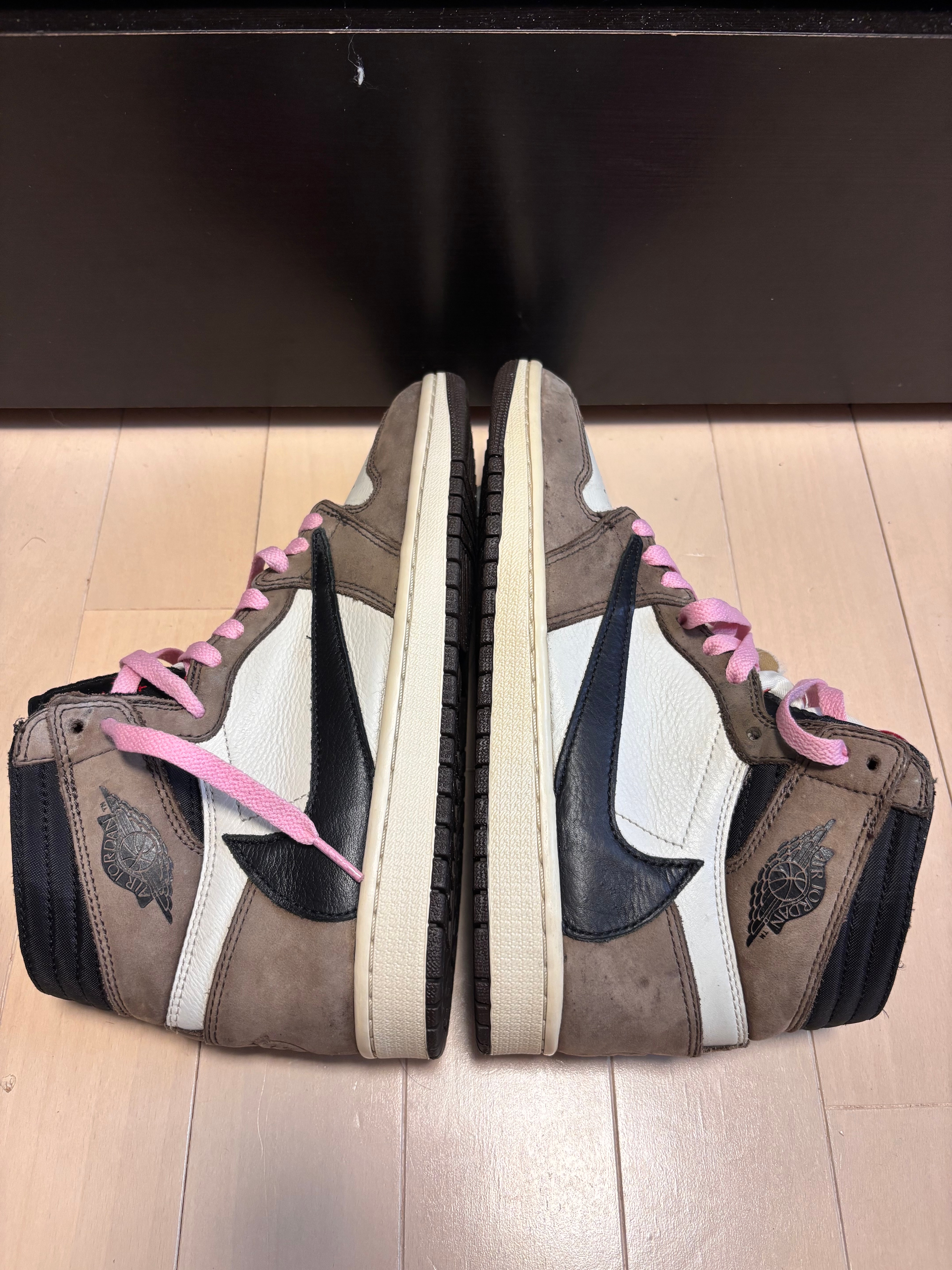 Travis Scott × Nike Air Jordan 1 Retro High OG TS SP "Sail/Dark Mocha"