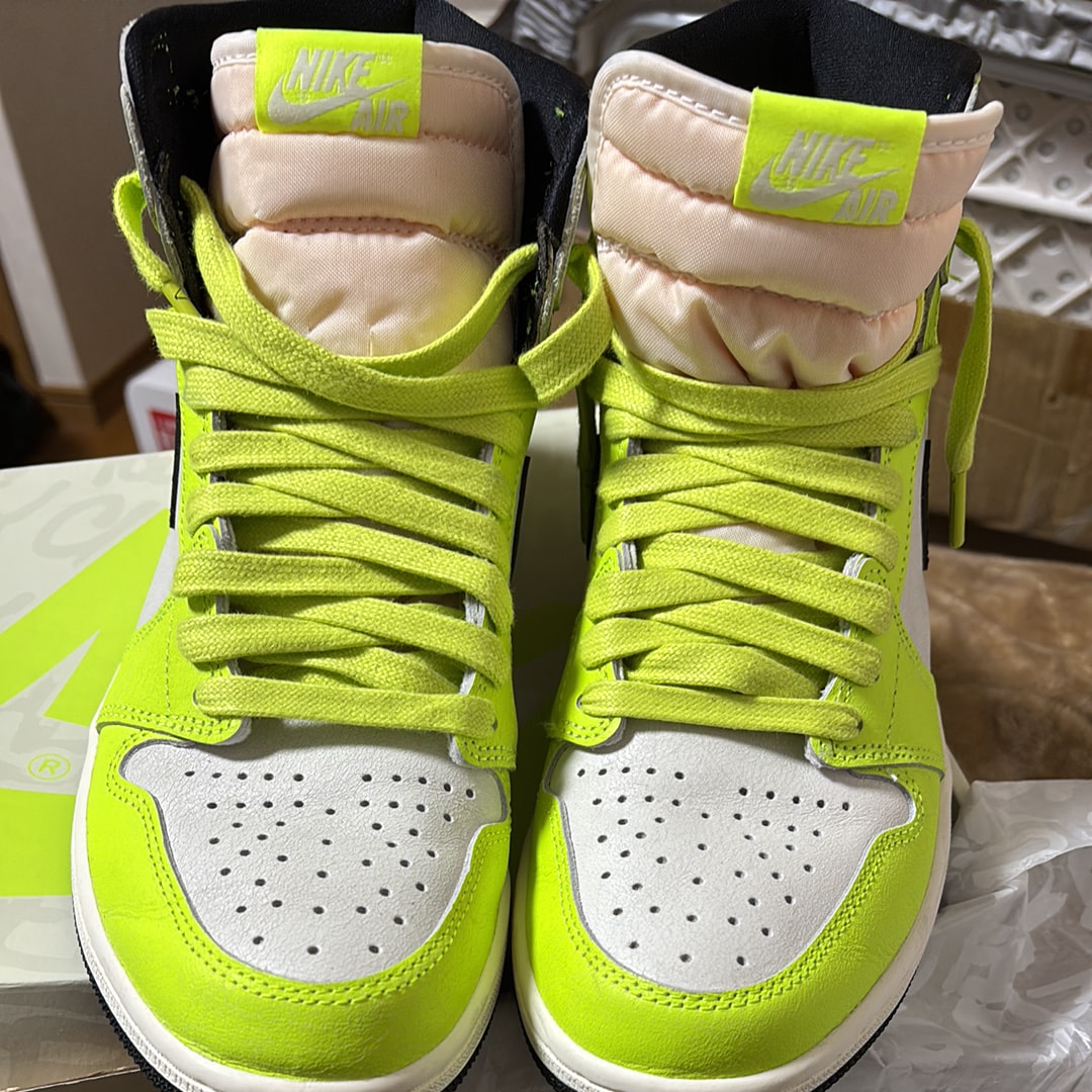 Nike Air Jordan 1 High OG "Volt/Visionaire"