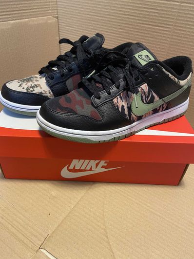 NIKE DUNK LOW SE "BLACK MULTI CAMO"