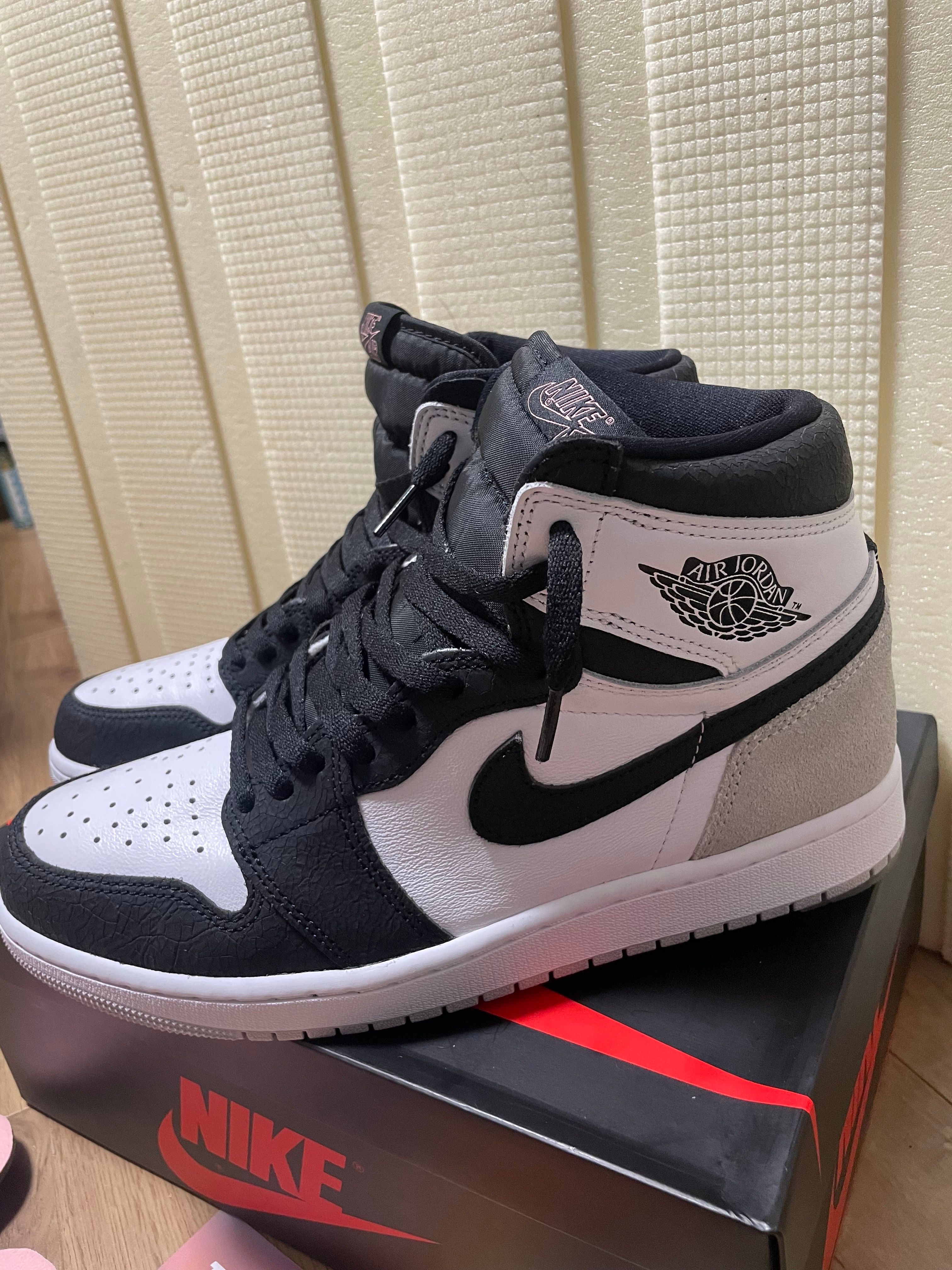 Nike Air Jordan 1 High OG "Bleached Coral"