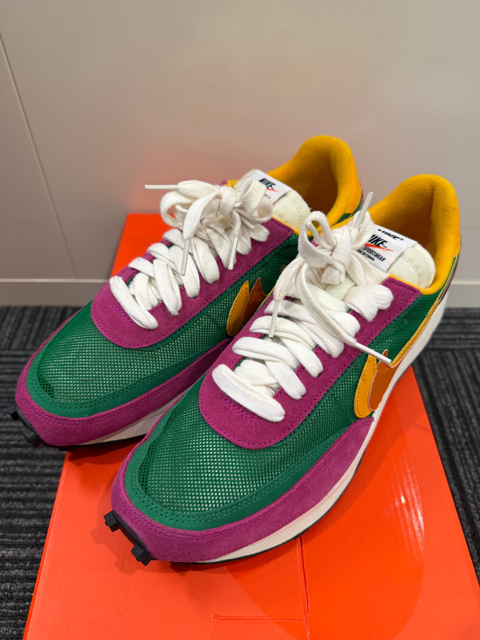 sacai × Nike LDV Waffle "Pine/Green"