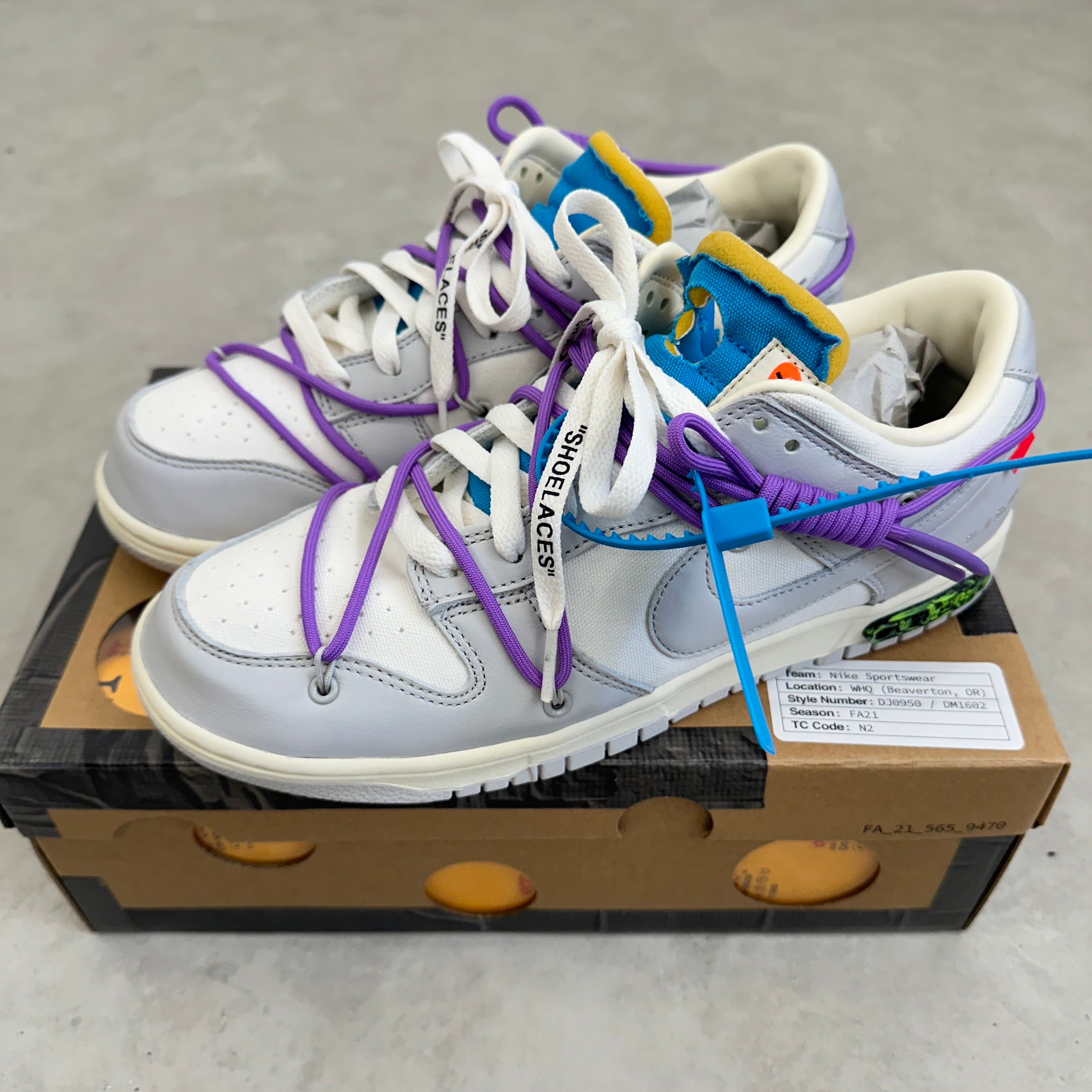 Off-White × Nike Dunk Low "Sail/Neutral Gray"