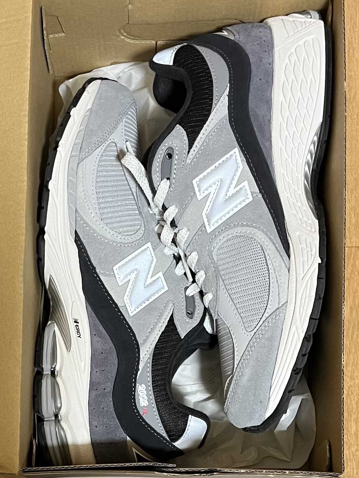 New Balance 2002R "Gray"