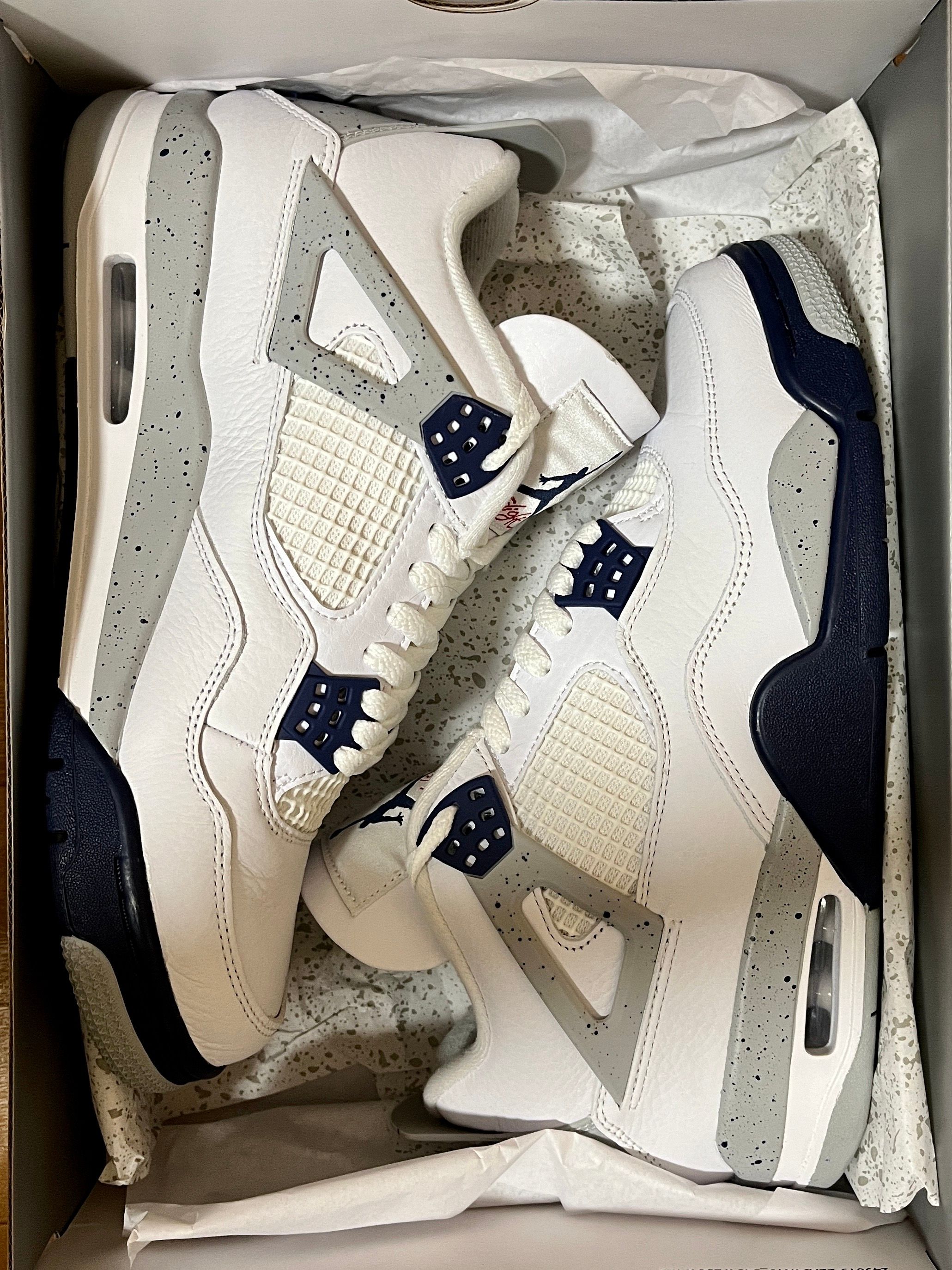 Nike Air Jordan 4 "Midnight Navy"