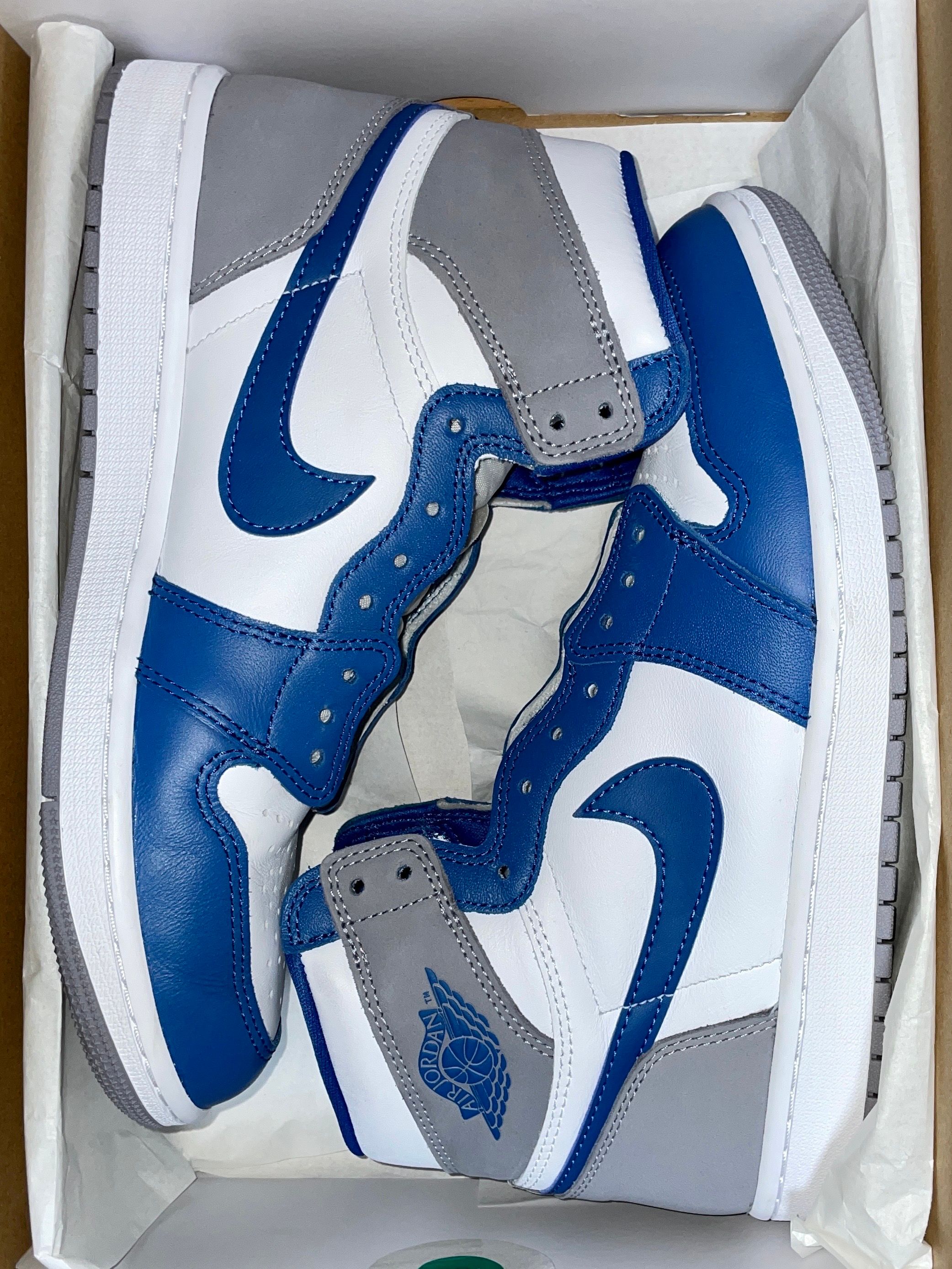 Nike Air Jordan 1 High OG "True Blue"