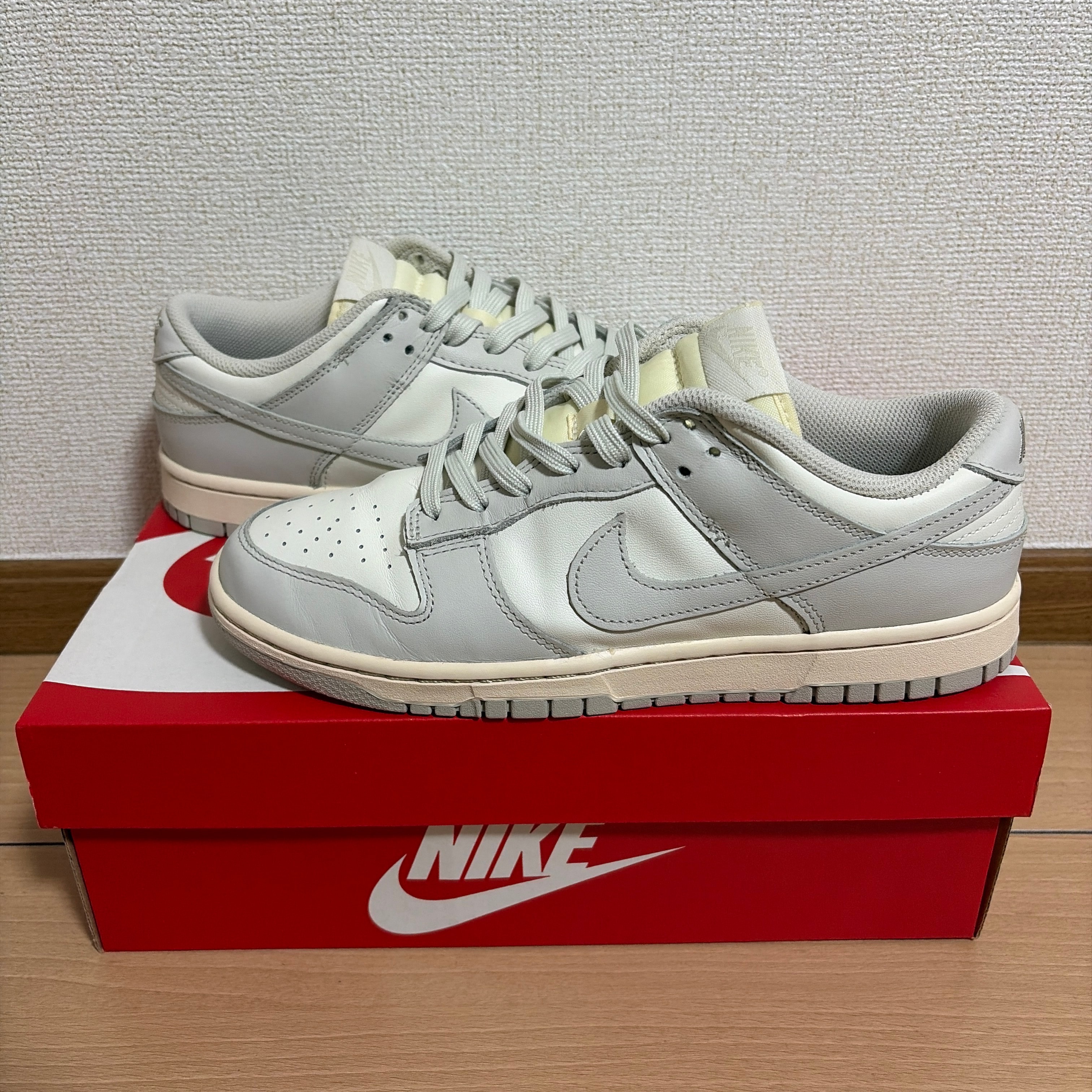 Nike Women's Dunk Low "Light Bone"