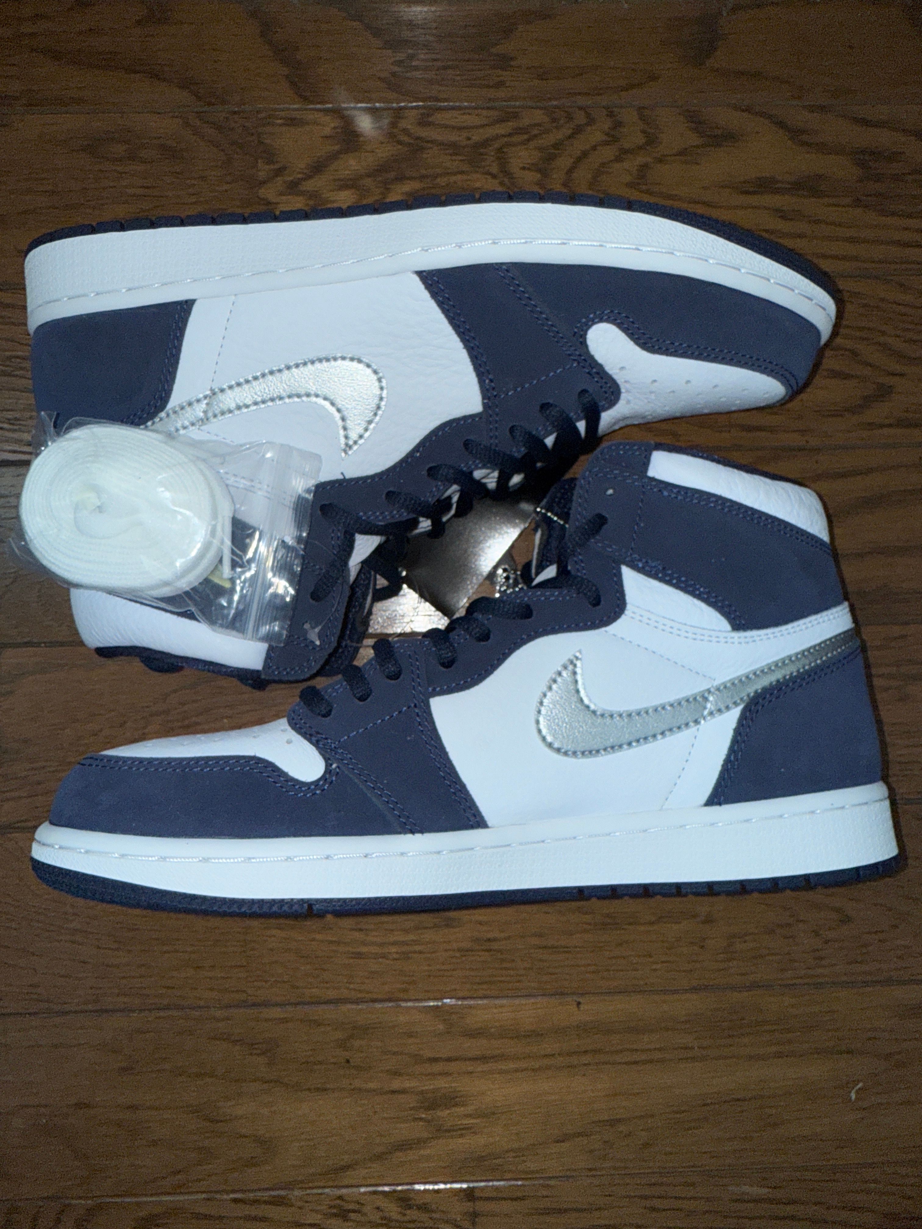 Nike Air Jordan 1 Retro High OG CO.JP "Midnight Navy"(2020)(ブリーフケース付き)
