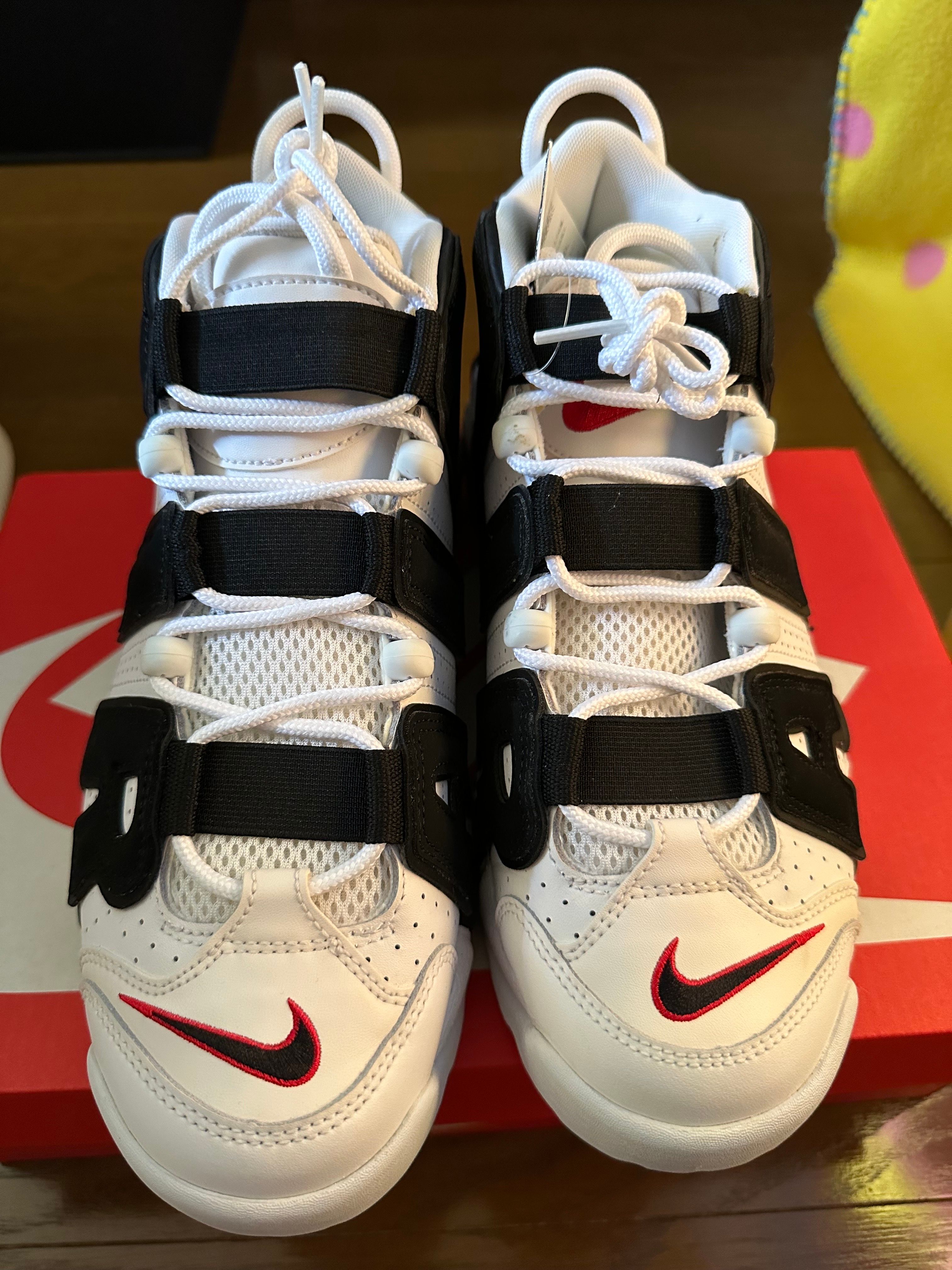 NIKE AIR MORE UPTEMPO "WHITE/BLACK/UNIVERSITY RED"(2020)