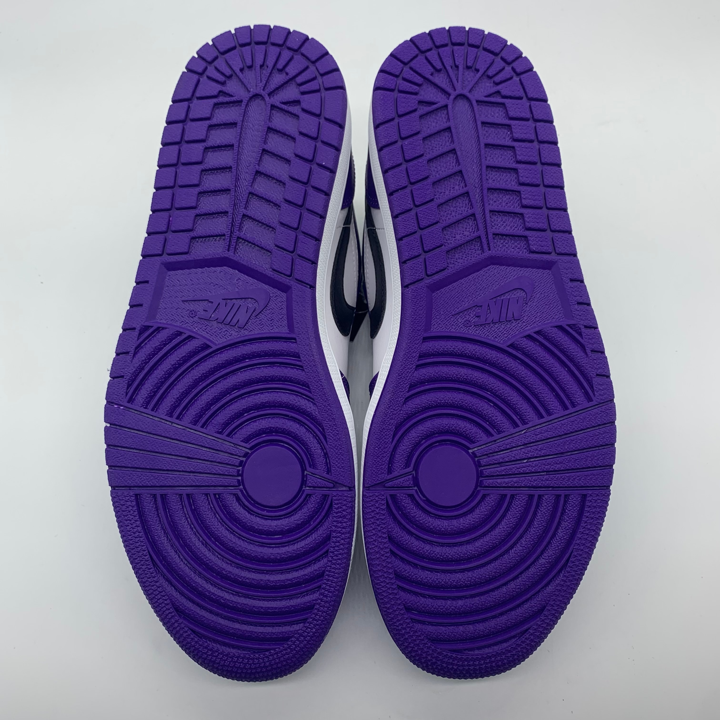 Nike Air Jordan 1 Low "Court Purple"