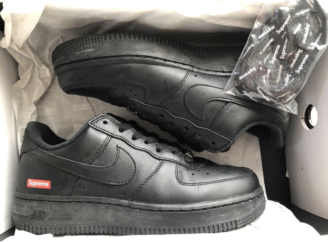 Supreme × Nike Air Force 1 Low "Black"