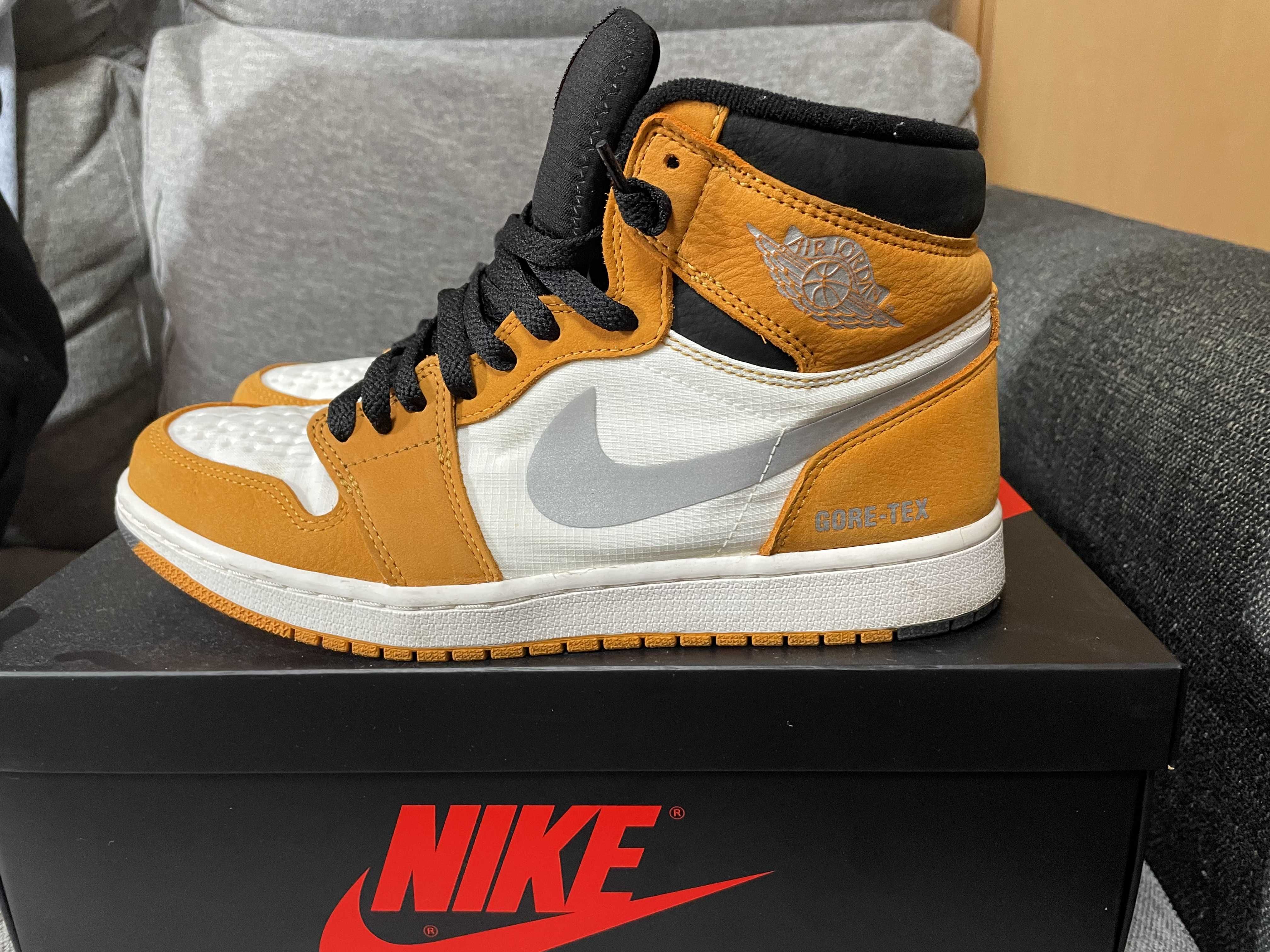 Nike Air Jordan 1 Element GTX "Light Curry"