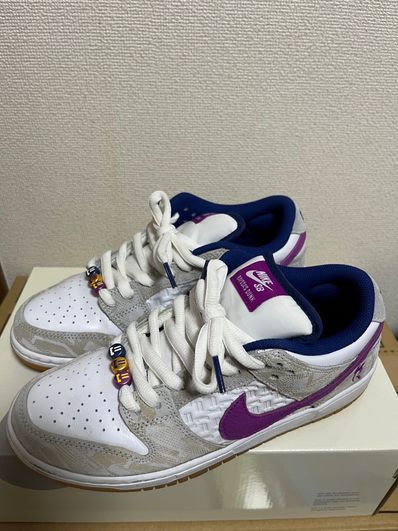 Rayssa Leal × Nike SB Dunk Low PRM "Pure Platinum and Vivid Purple"